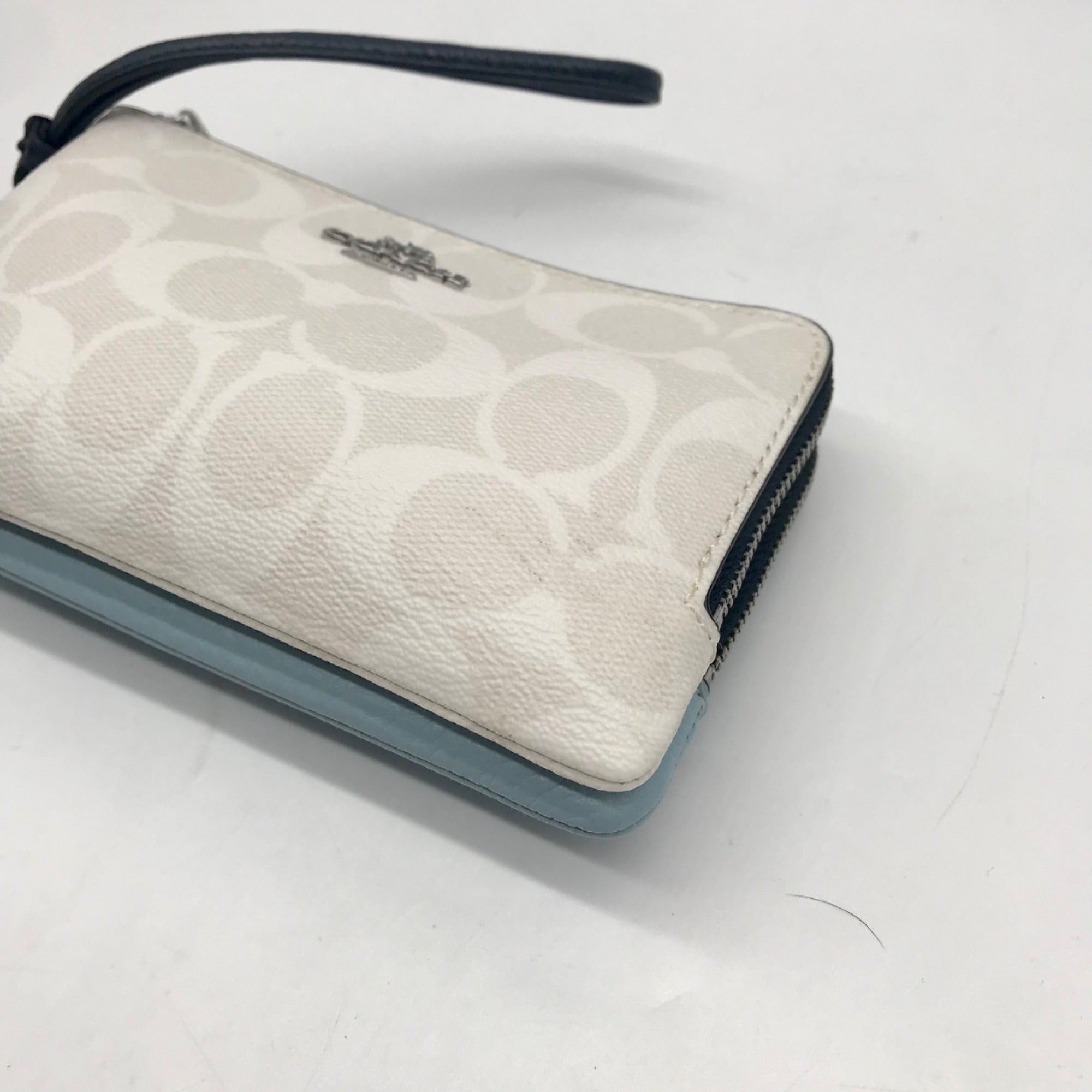 Coach White and Blue Signature Canvas Corner Zip Wristlet