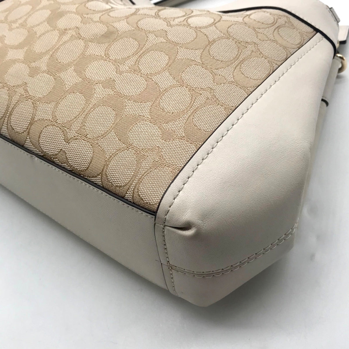 Coach Tan And White Canvas Shoulder Bag-F29548