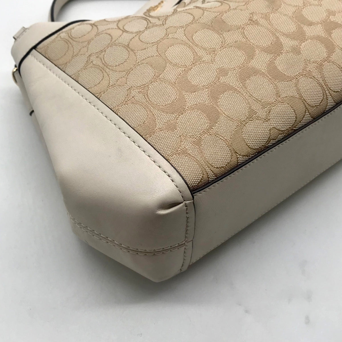 Coach Tan And White Canvas Shoulder Bag-F29548