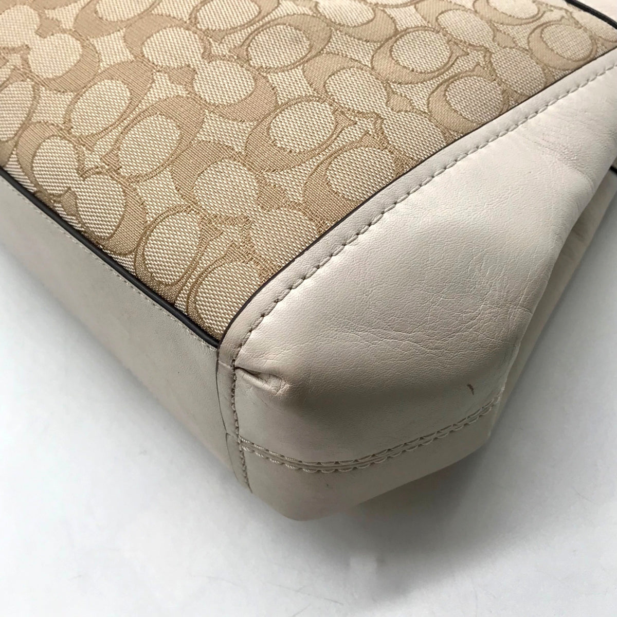 Coach Tan And White Canvas Shoulder Bag-F29548