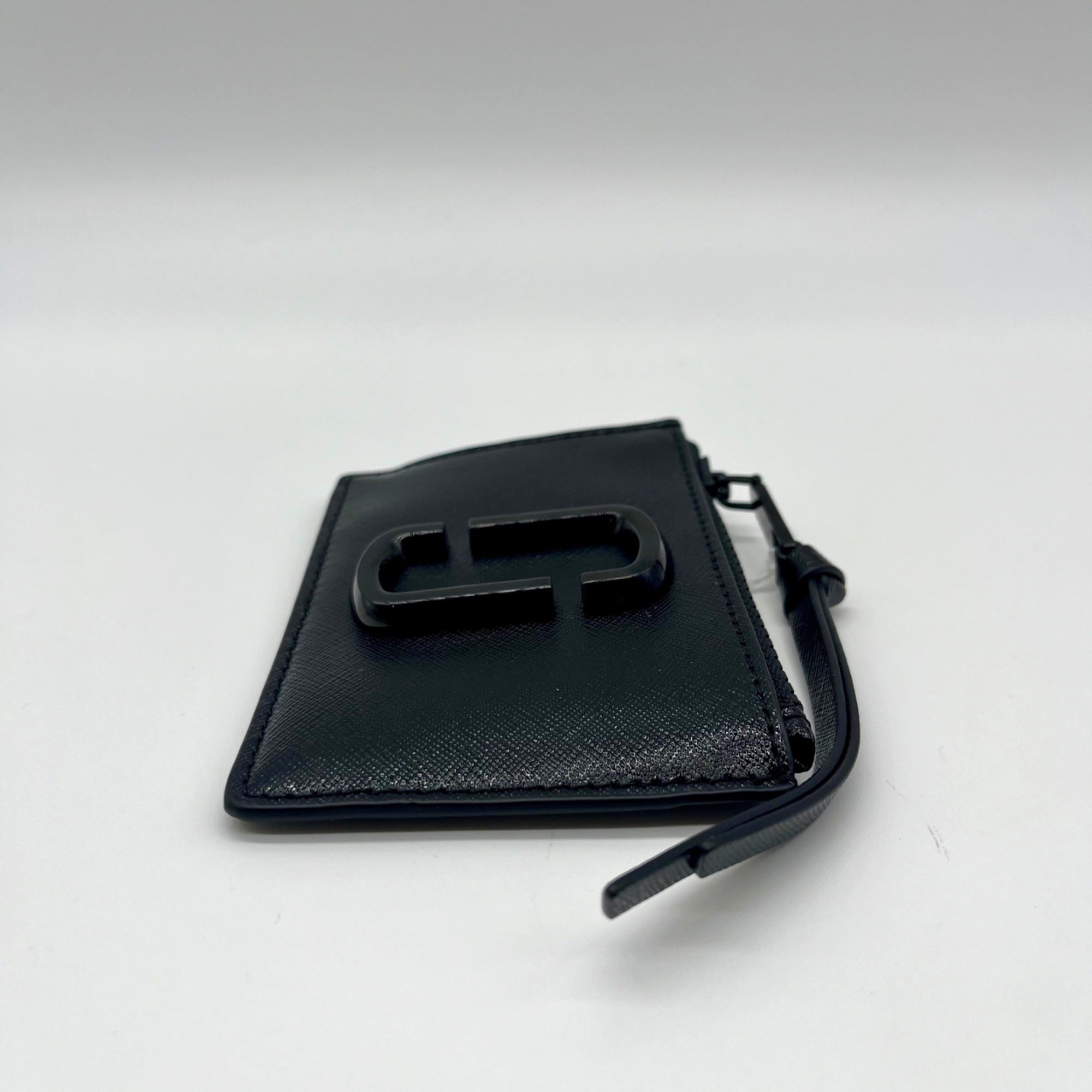 Marc Jacobs Black Saffiano Leather DTM Top Zip Multi Wallet
