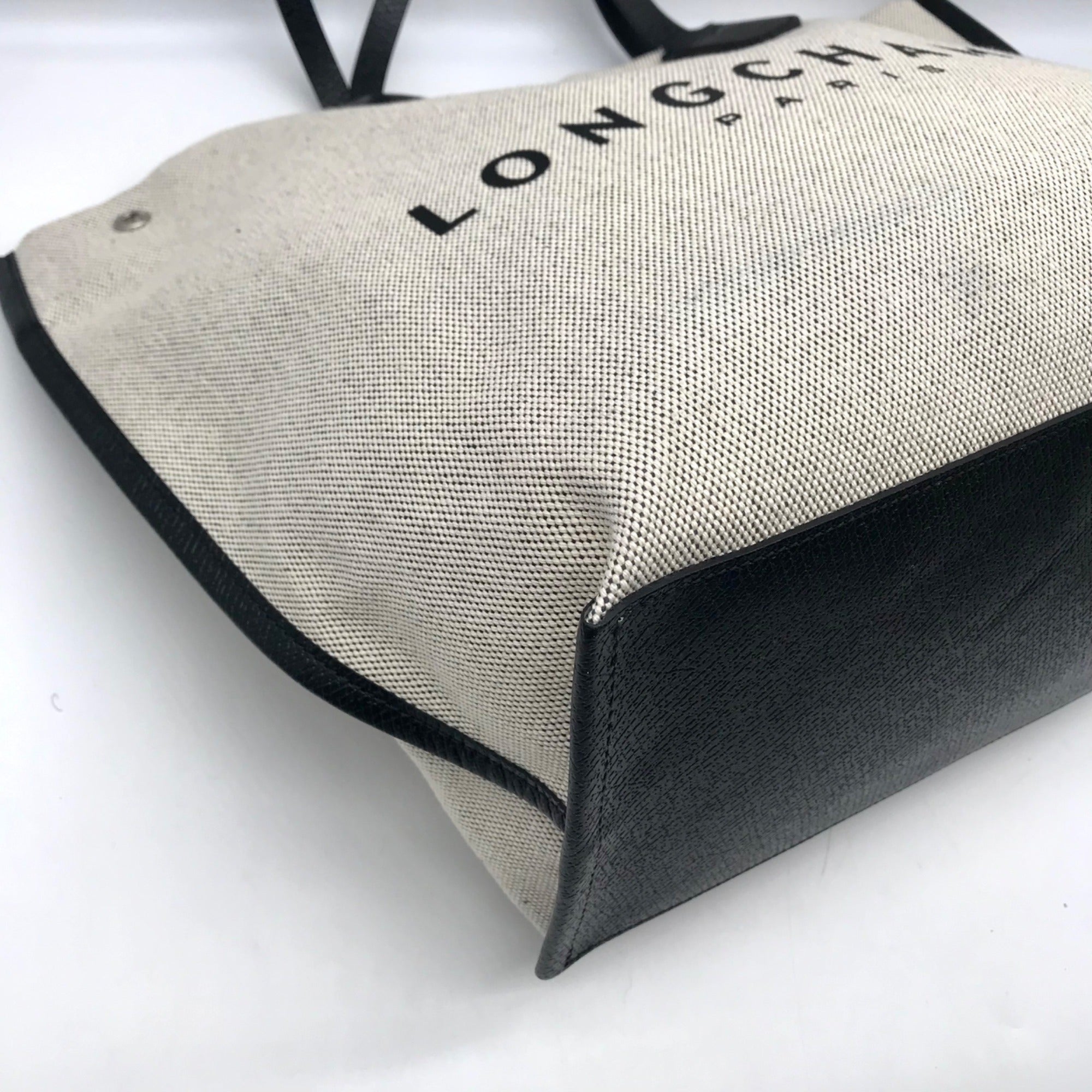 Longchamp Off-White Essential Toile Tote Bag
