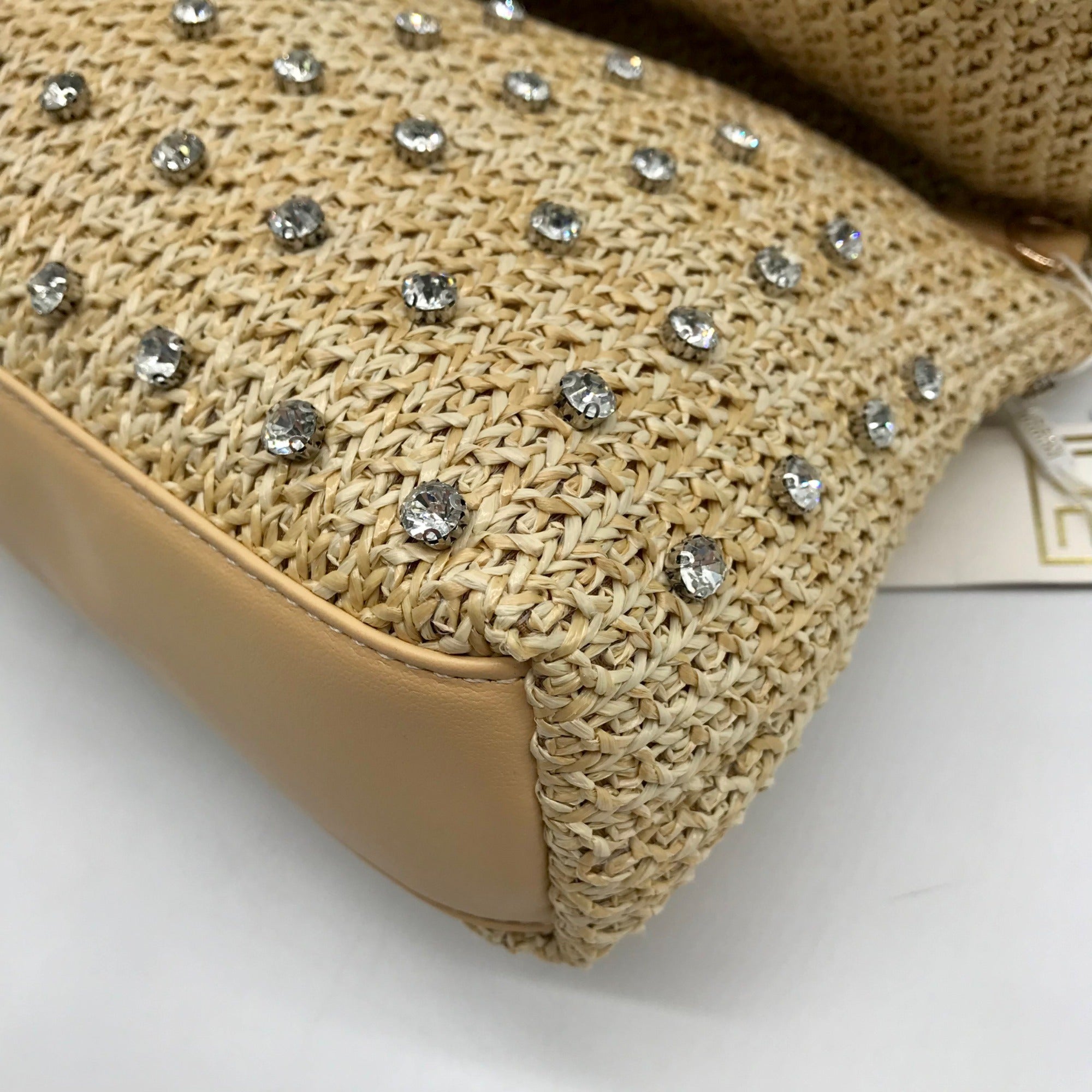 Urban Expressions Natural Marta Clutch