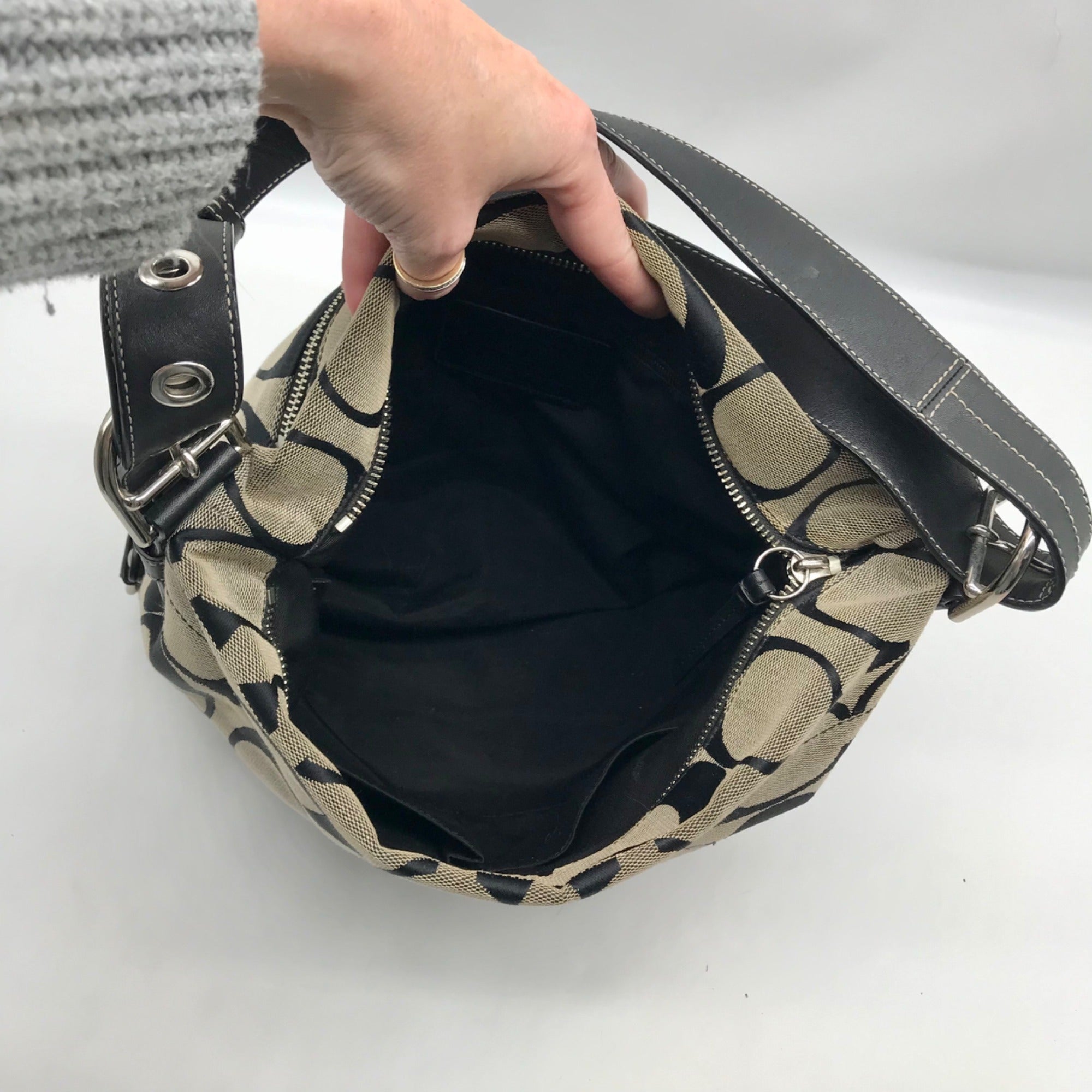 Coach Gray Signature C Jacquard Canvas Hobo Shoulder Bag F15067