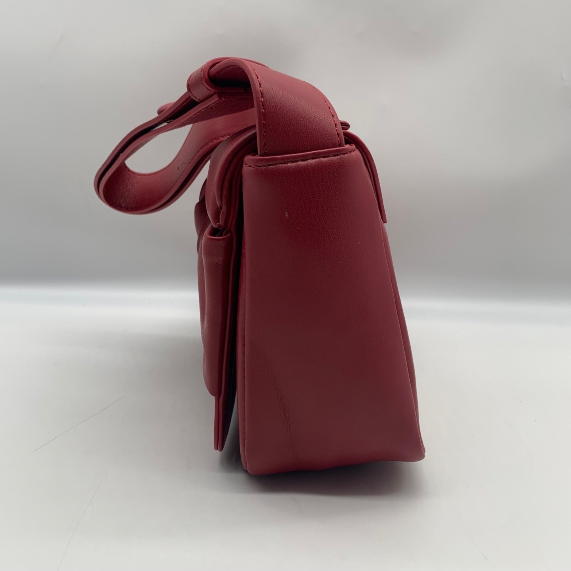 Like Dreams Red Leather Bowtie Shoulder Bag