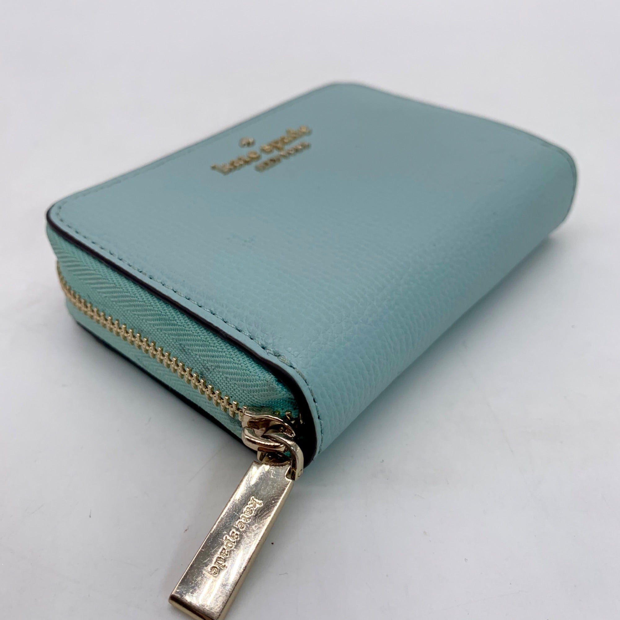 Kate Spade Darcy Sky Blue Pebbled Leather Zip Around Card Case