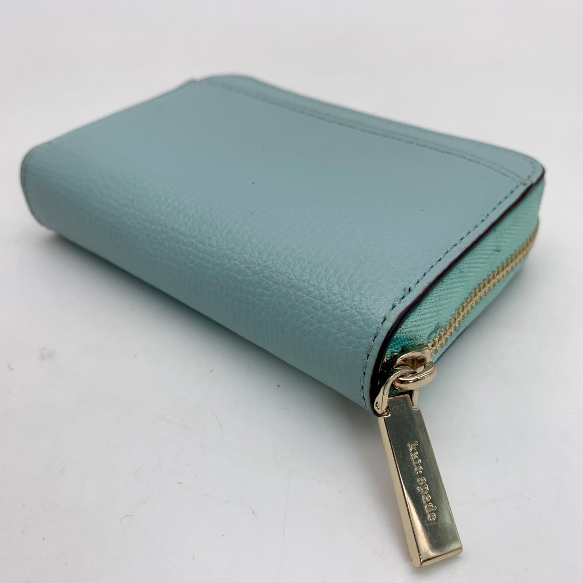 Kate Spade Darcy Sky Blue Pebbled Leather Zip Around Card Case