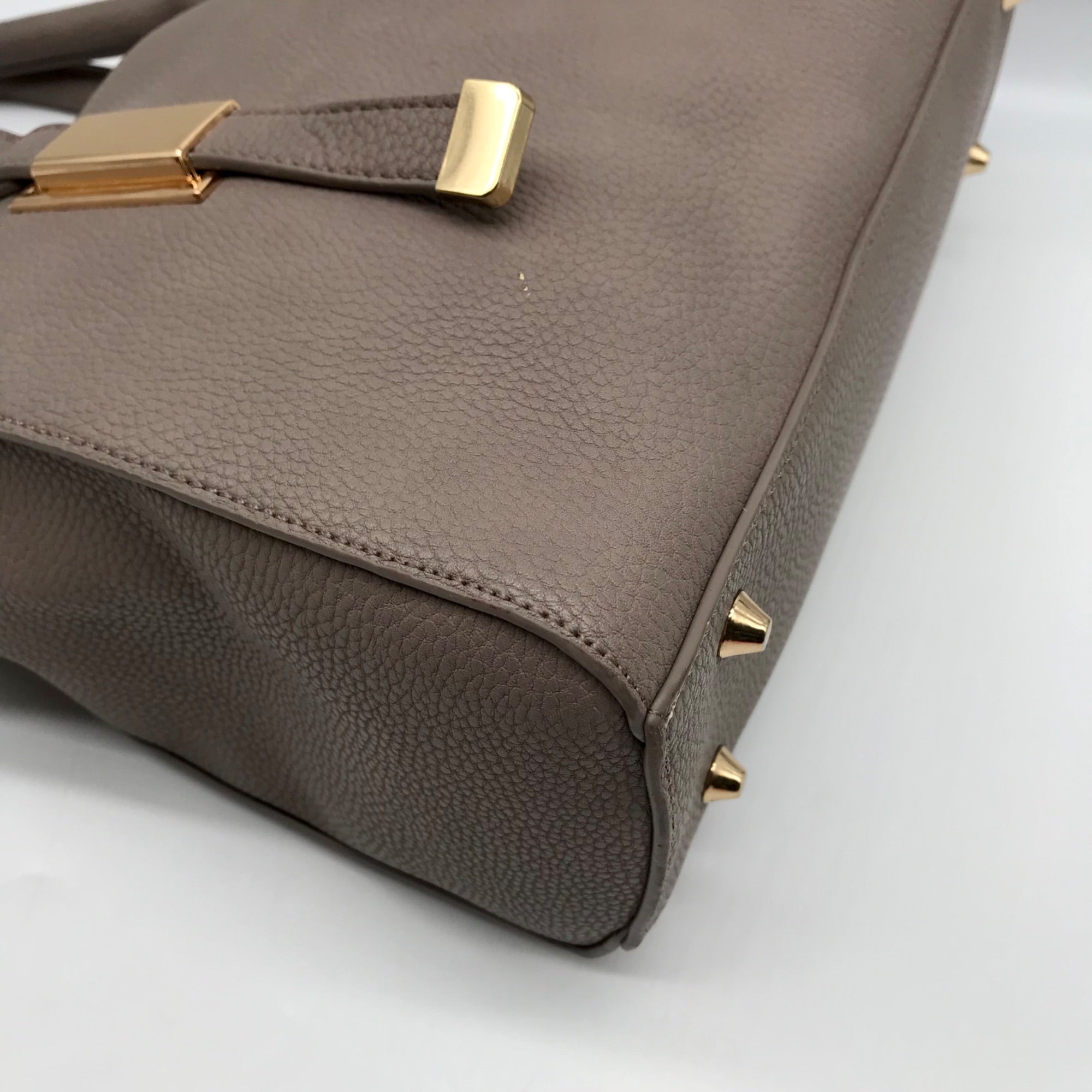 Miztique Gray Pebbled Satchel Bag