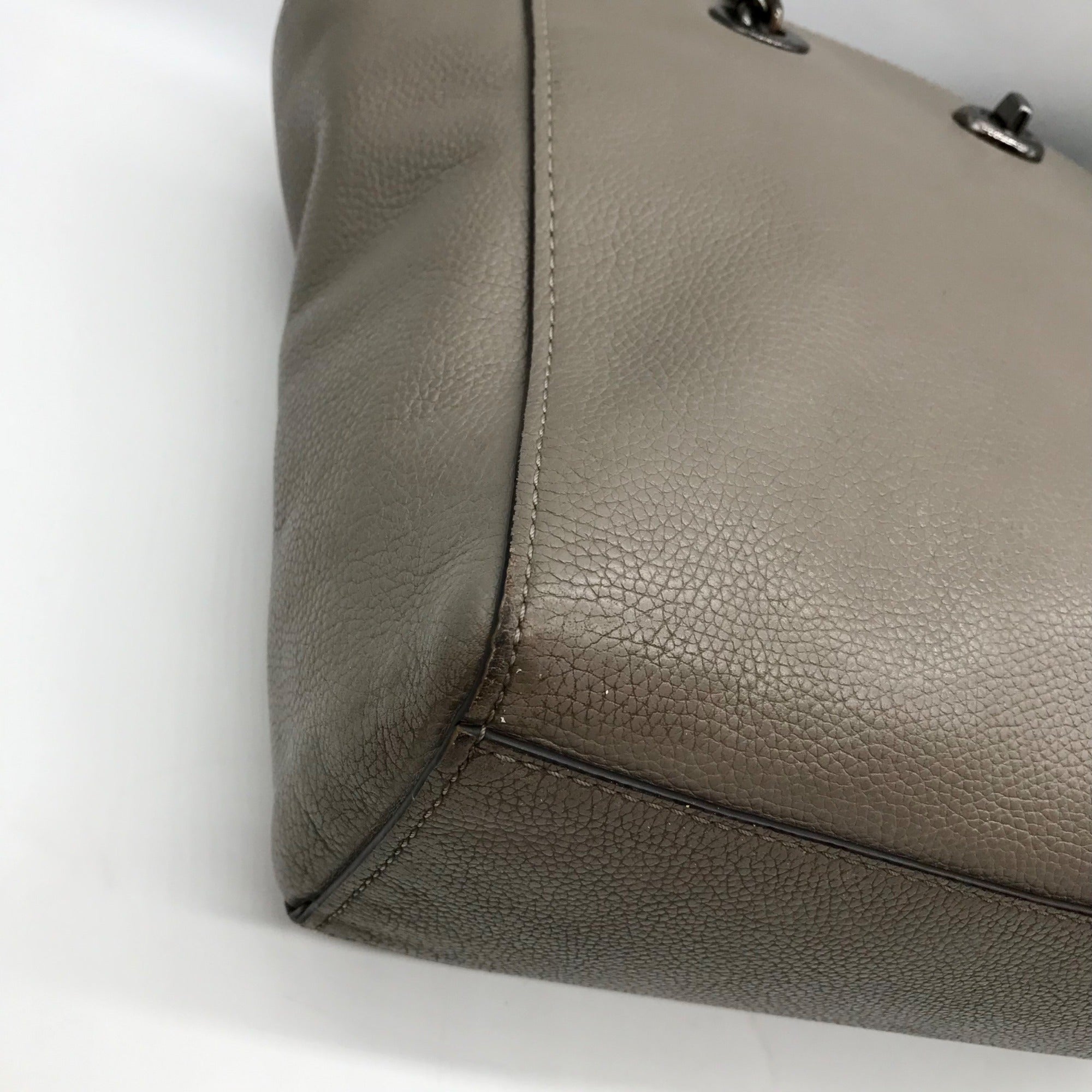 Coach Gray Pebbled Leather Turnlock Chain Tote Bag 57107