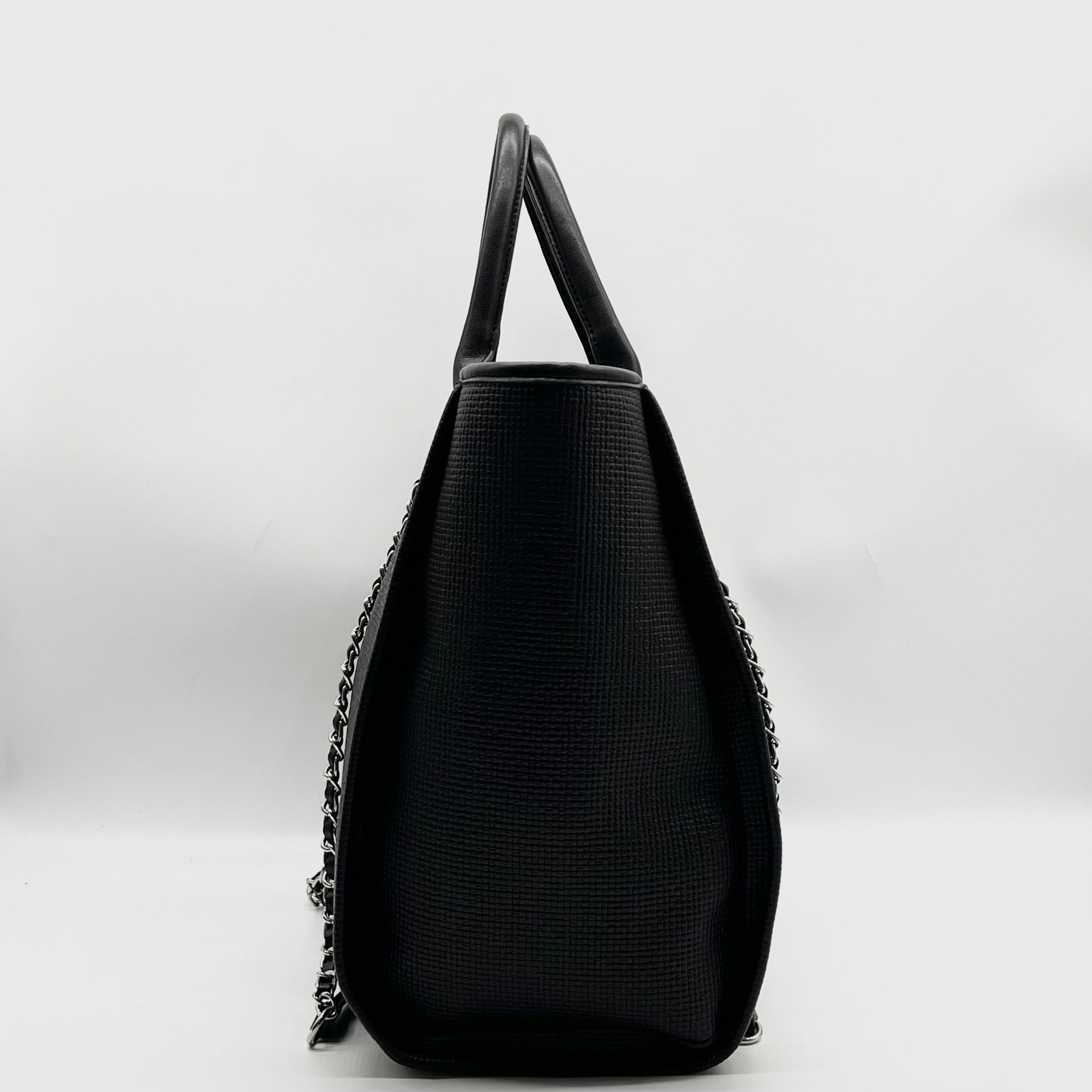 Like Dreams Black The Loyalist Maxi Tote Bag With Matching Pouch