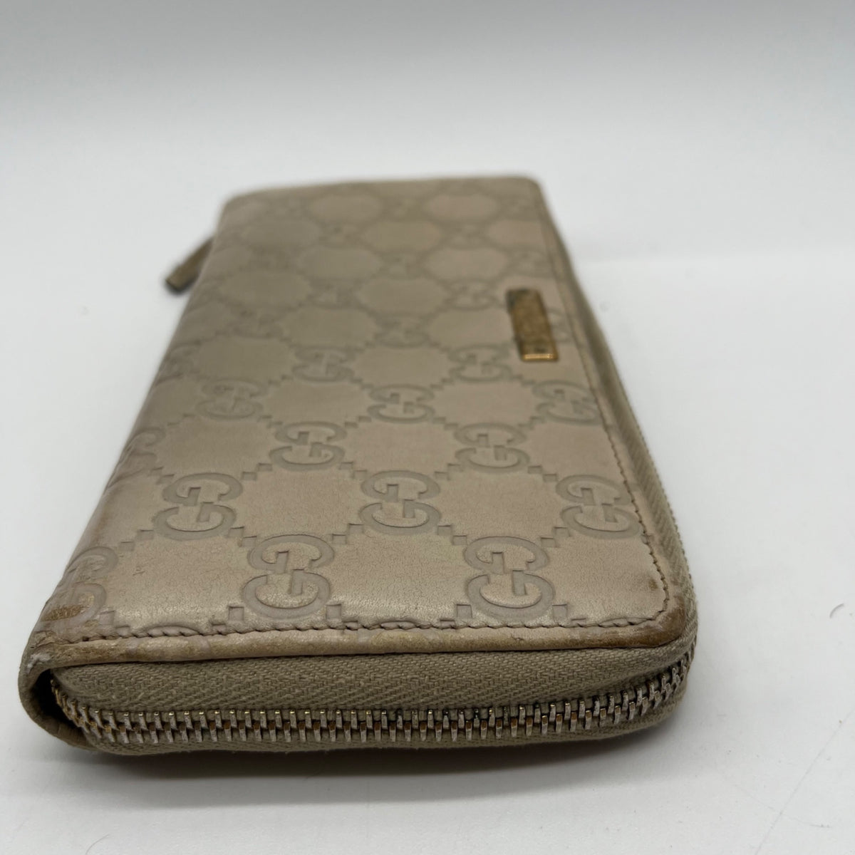 Gucci Beige Guccissima Leather Zip-Around Wallet