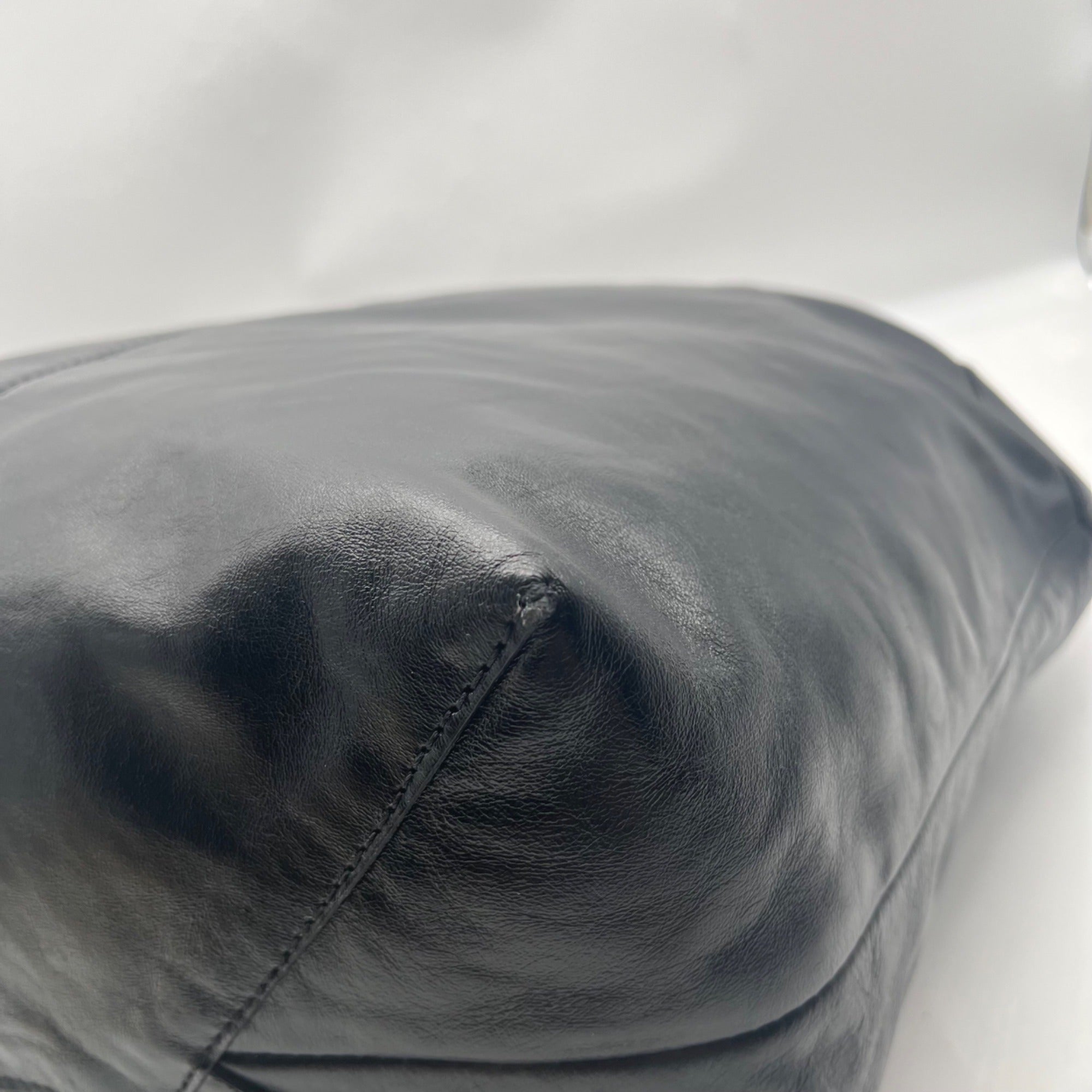 Arezzo Black Leather Shoulder Bag