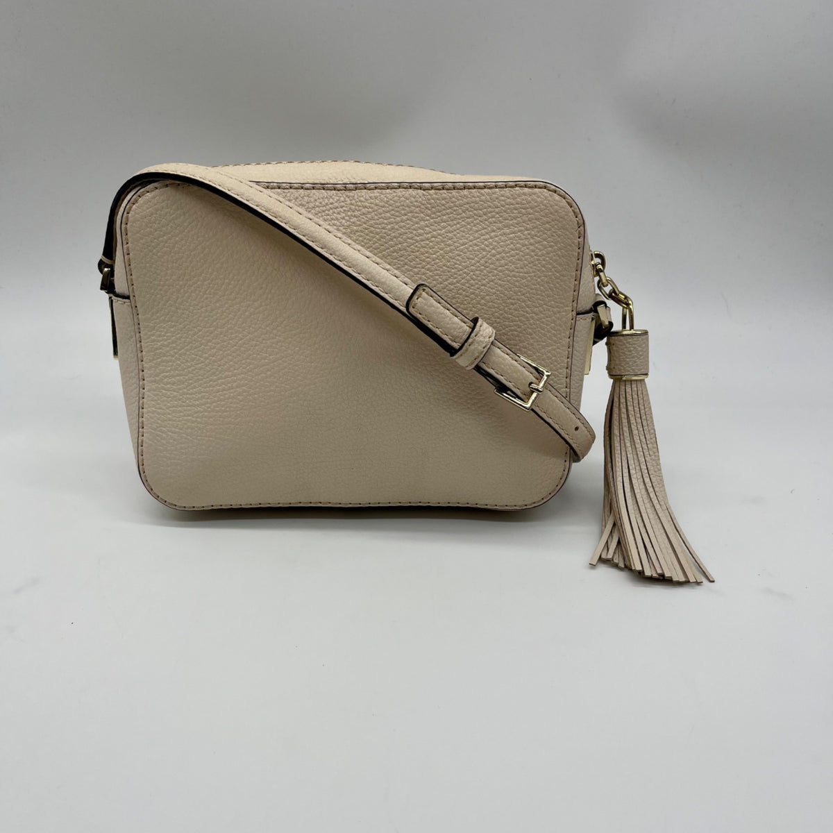 Kate Spade Beige Pebbled Leather Arla Camera Bag