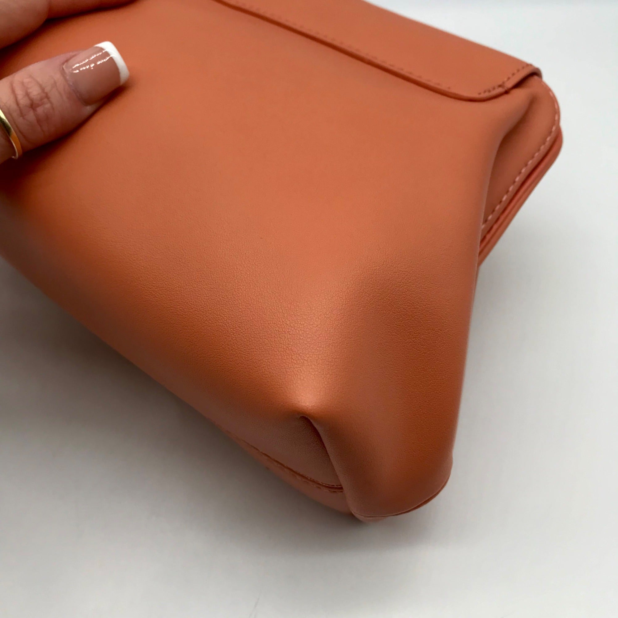 Jules Kae Peach Ellie Turn Lock Clutch