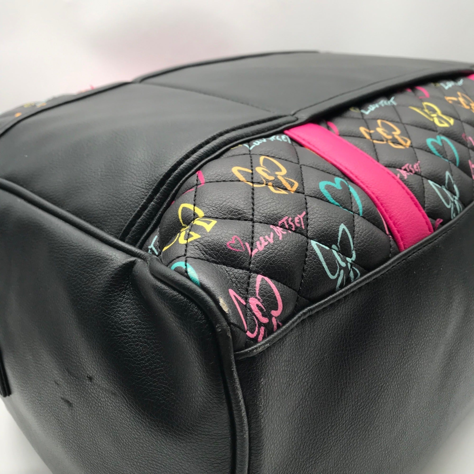 Betsy Johnson Black Quilted Leather Bow And Heart Duffel Bag With Pouch