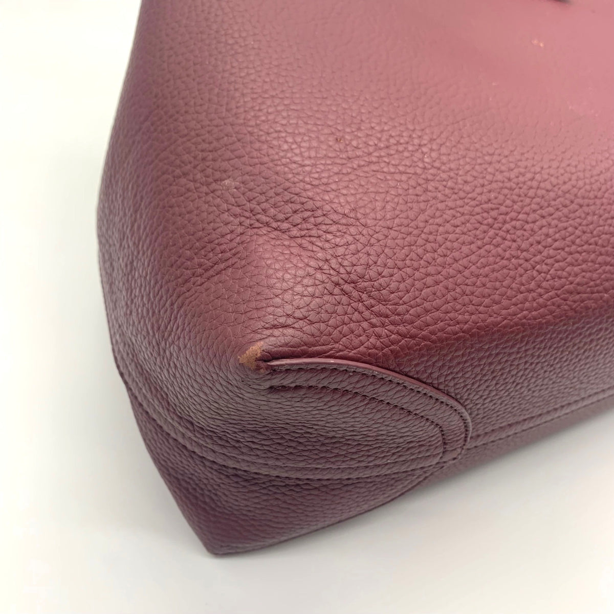 Draper James Wine Large Reversible Tote Bag and Pouch