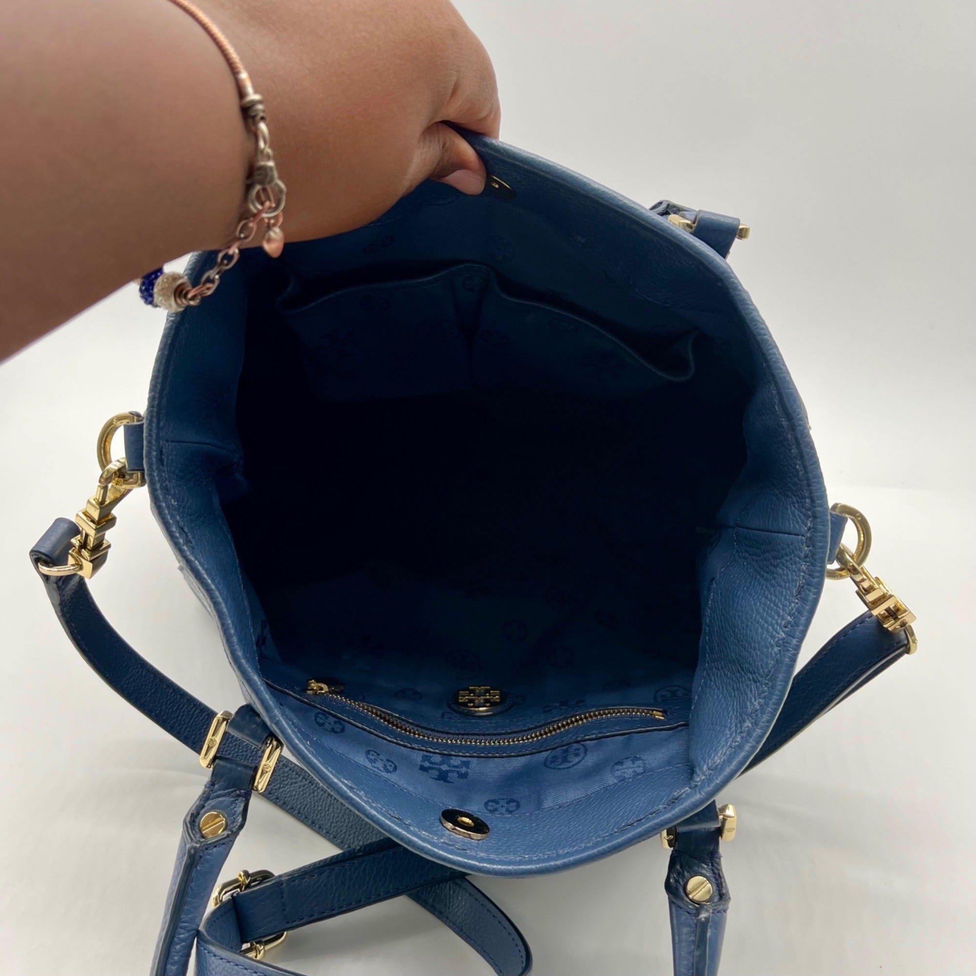 Tory Burch Blue Pebbled Leather Shoulder Bag
