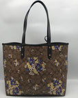 Coach Signature Reversible Medley Bouquet Print City Tote and Wristlet F32084