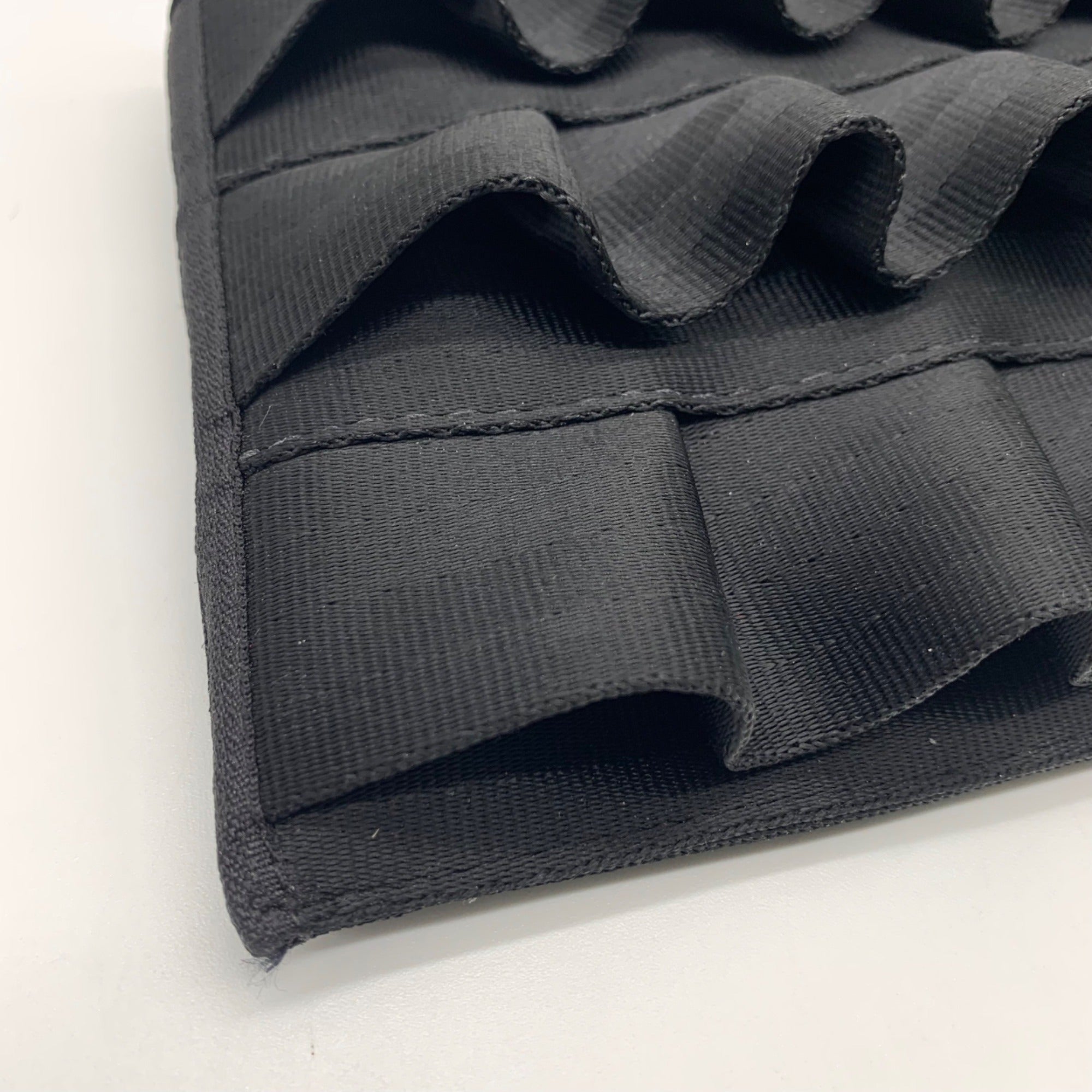 Harveys Black Fabric Seatbelt Bag