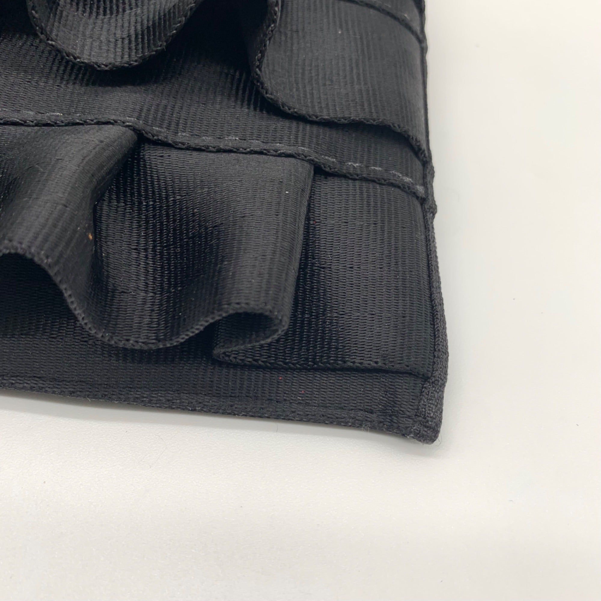 Harveys Black Fabric Seatbelt Bag