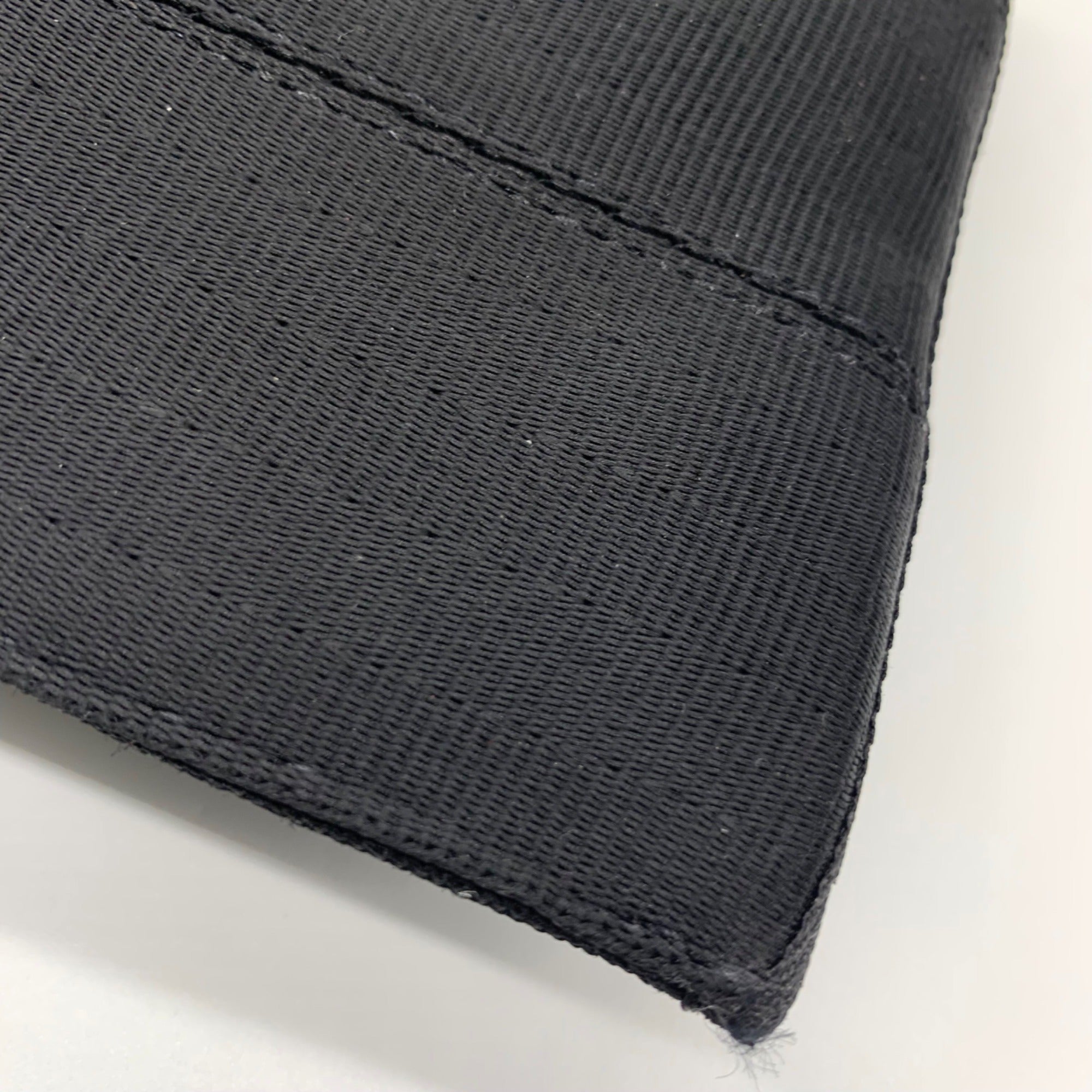 Harveys Black Fabric Seatbelt Bag