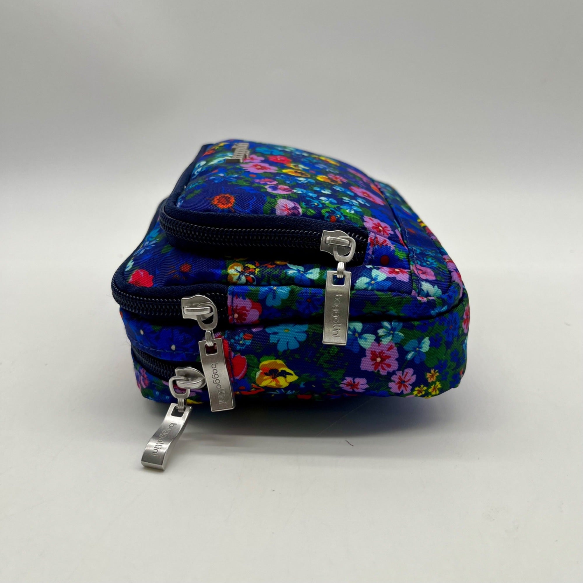 Baggallini Blue Triple Zip Bag