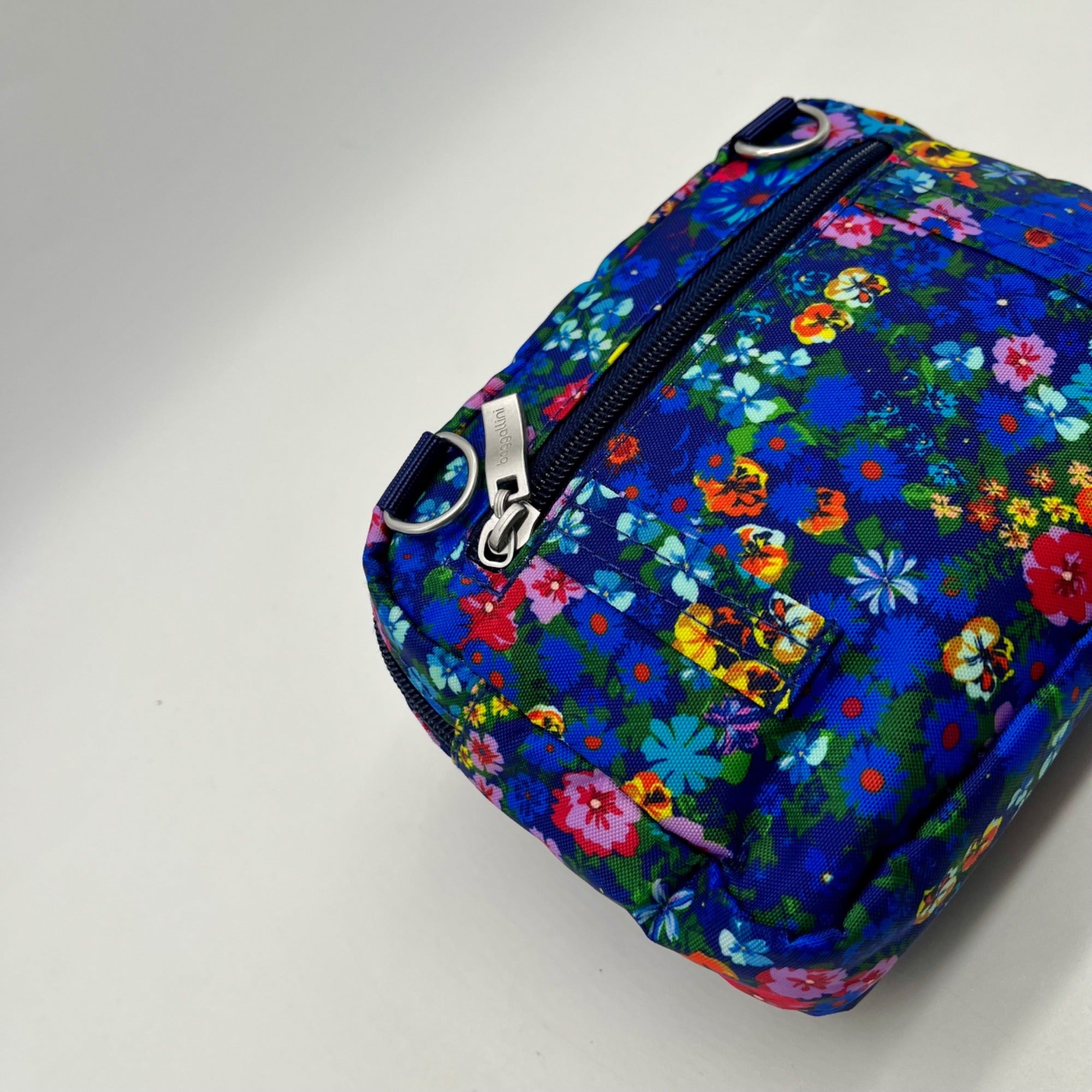 Baggallini Blue Triple Zip Bag