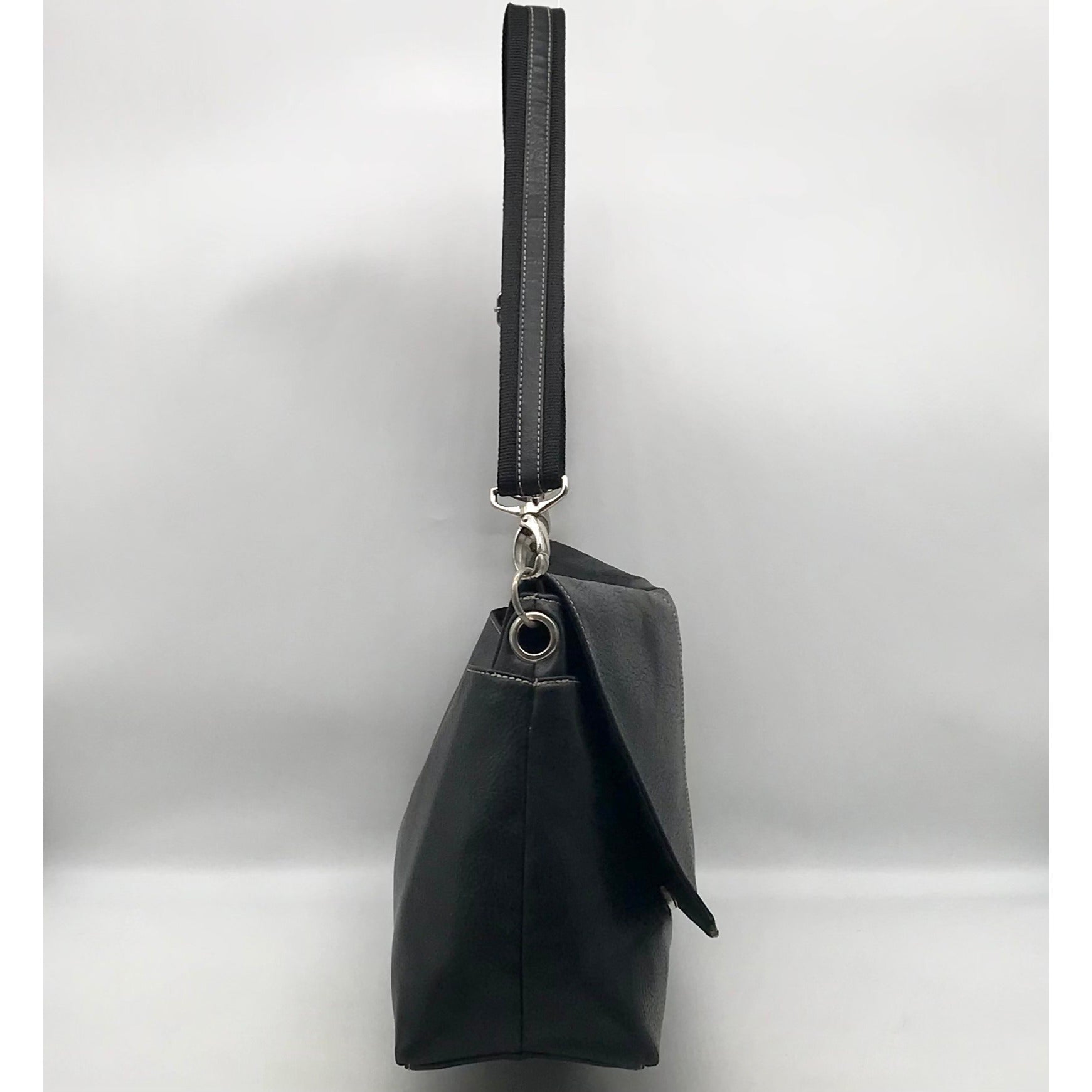 Tommy Hilfiger Black Leather Fold Over Messenger Bag