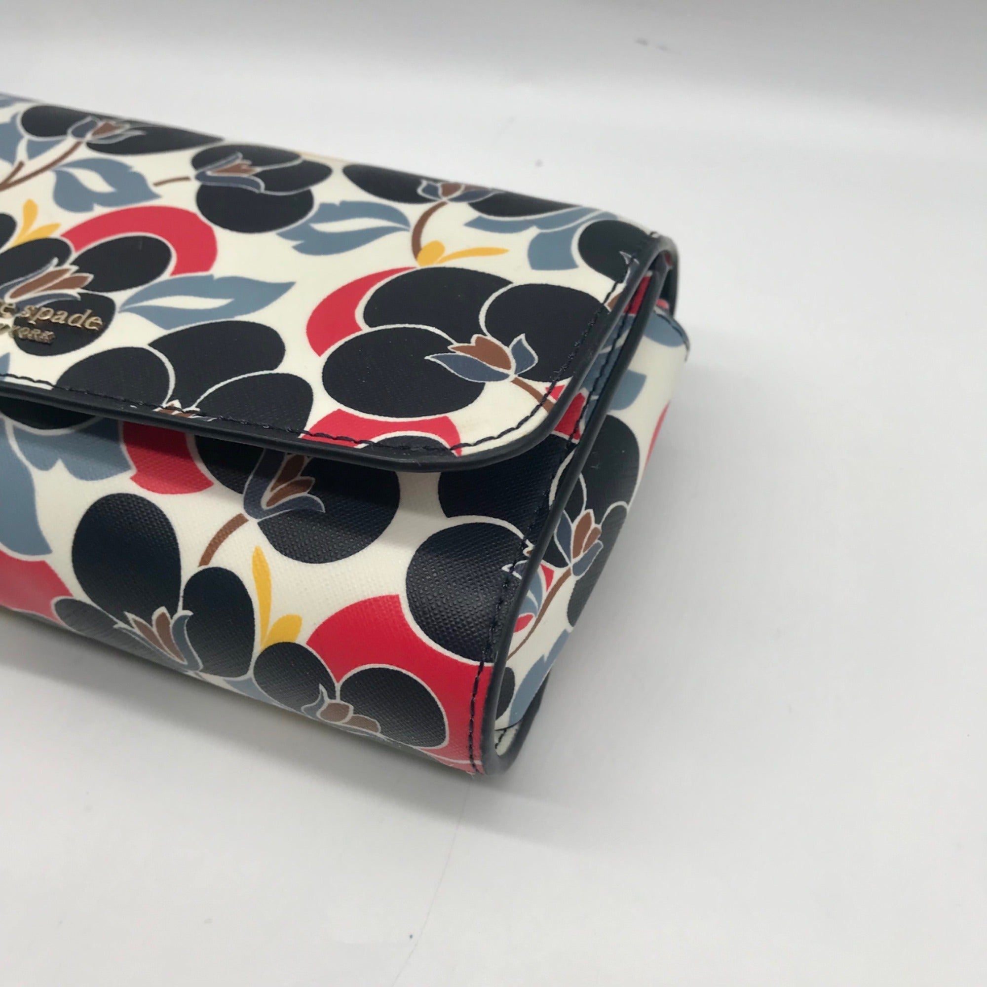 Kate Spade Multi-colored Floral Saffiano Leather Cameron Small Flap Crossbody Bag