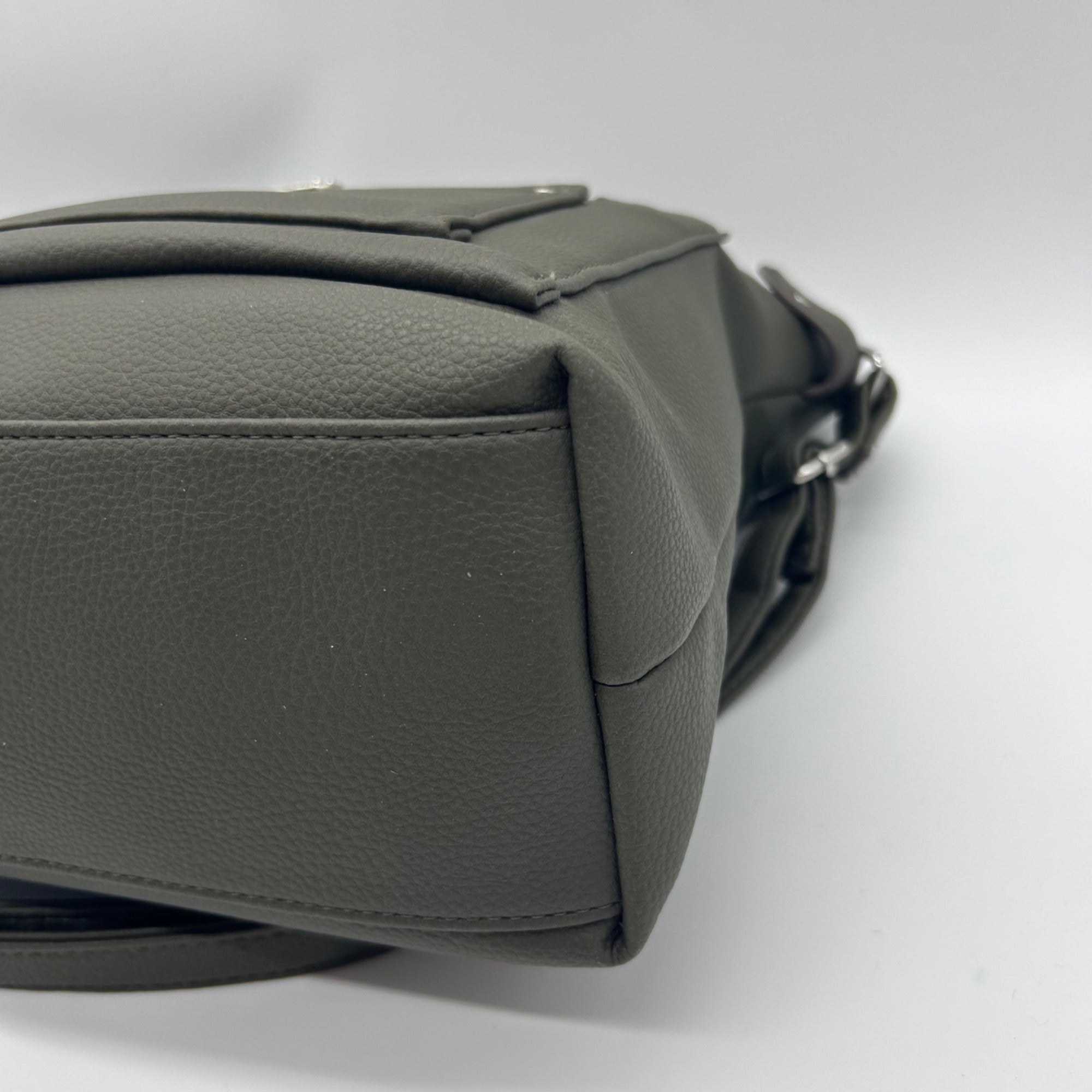Rosetti Green Faux Leather Crossbody Bag