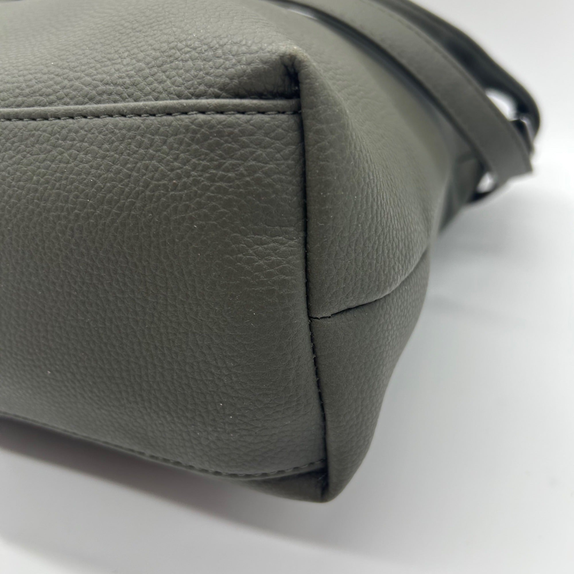 Rosetti Green Faux Leather Crossbody Bag