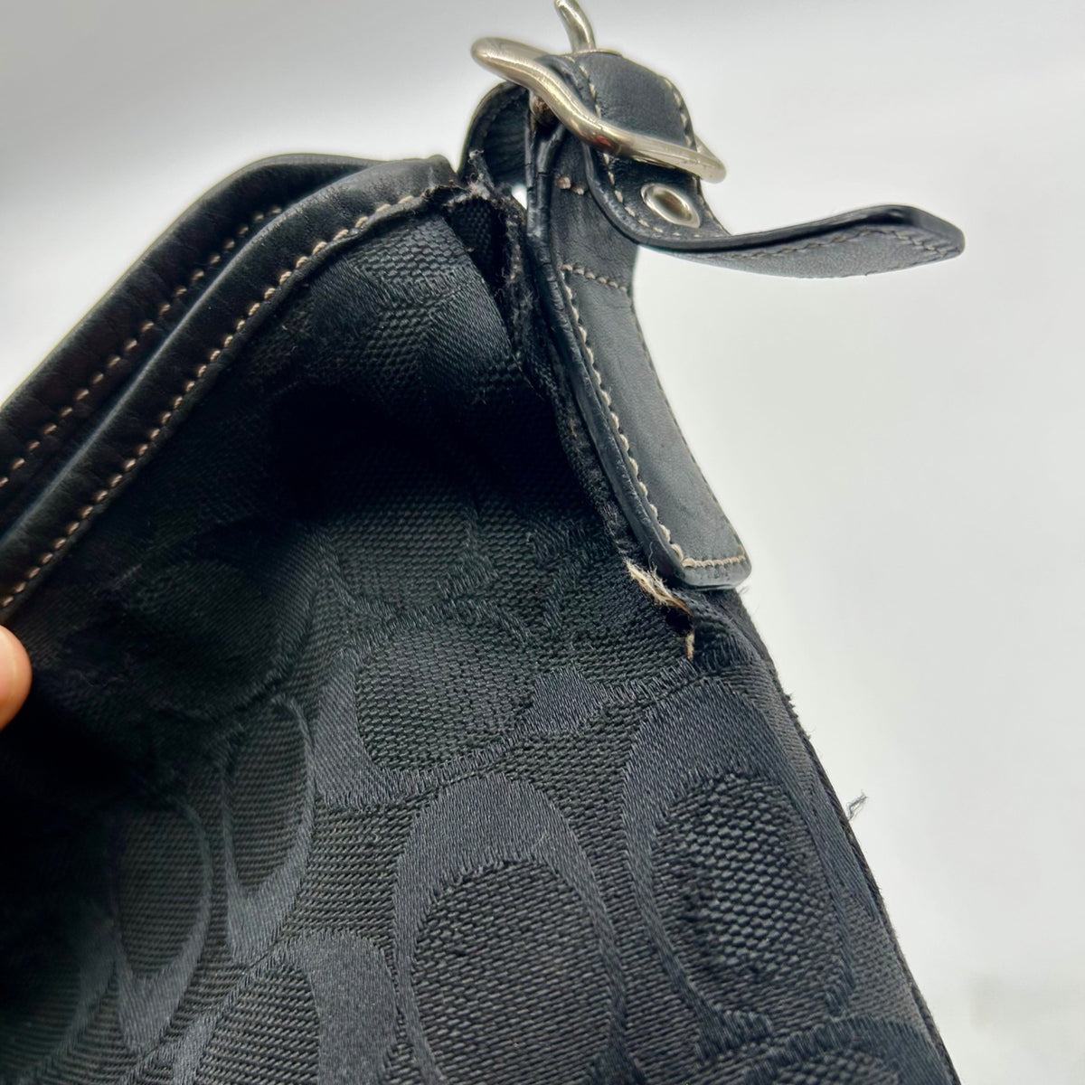 Coach Vintage Black Signature Canvas Clip Shoulder Bag