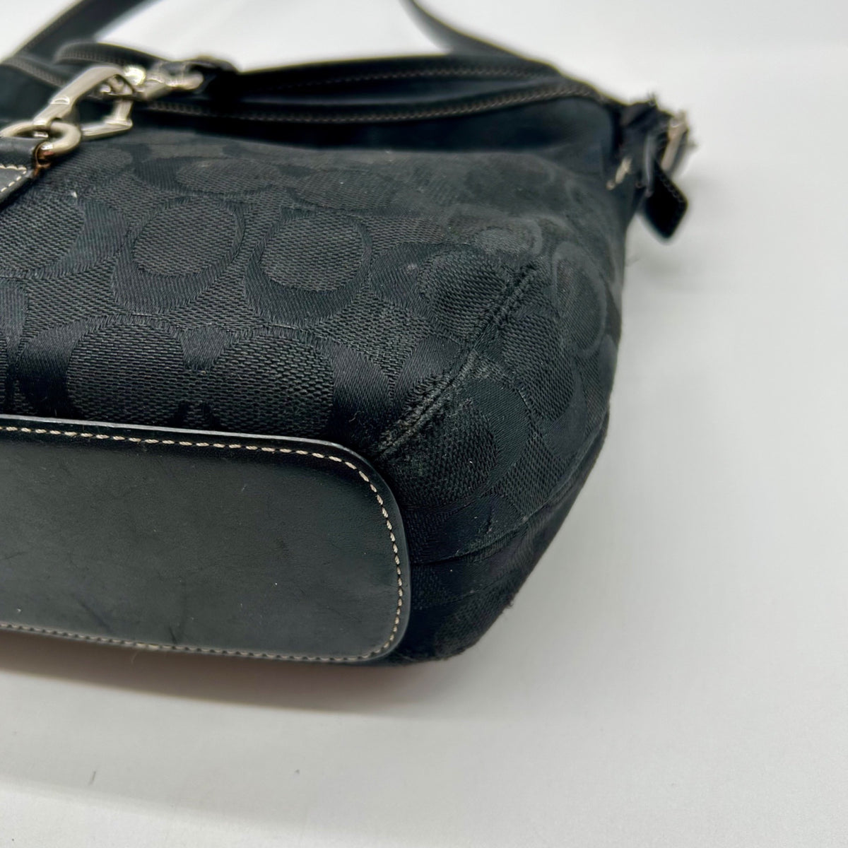 Coach Vintage Black Signature Canvas Clip Shoulder Bag
