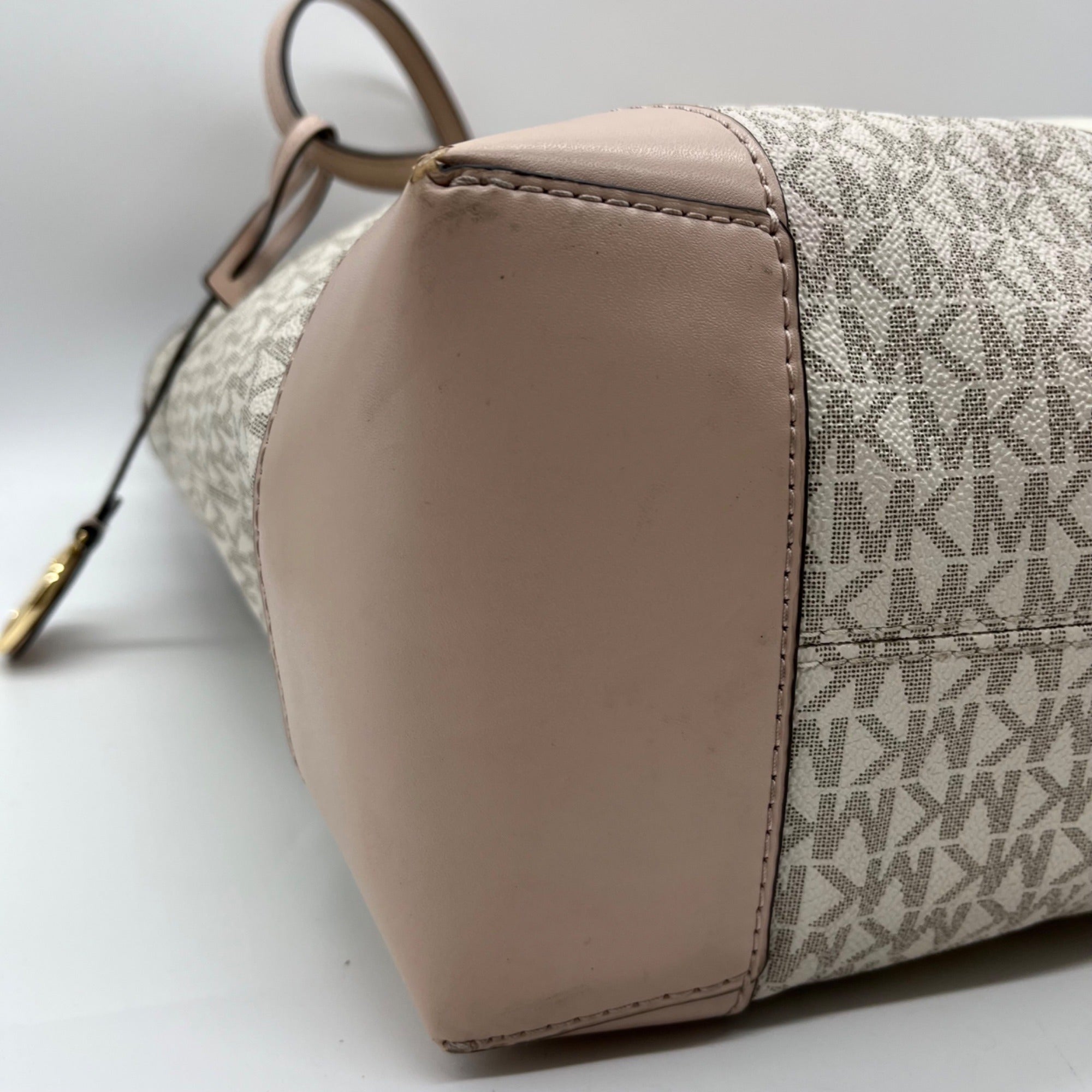 Michael Kors Vanilla &amp; Soft Pink Signature  Pebbled Leather Eva Large Stripped Tote Bag