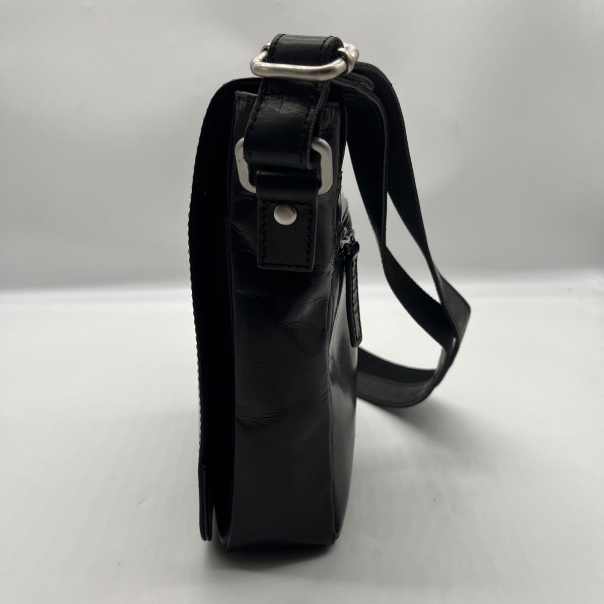 Mancini Black Leather Crossbody Bag