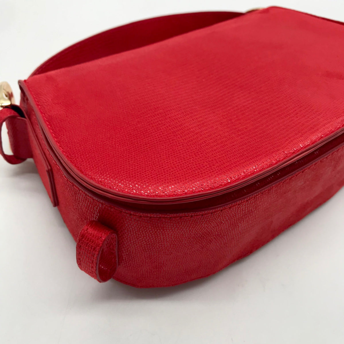 On 34th Red Jaqqy Small Lizard Crossbody Bag