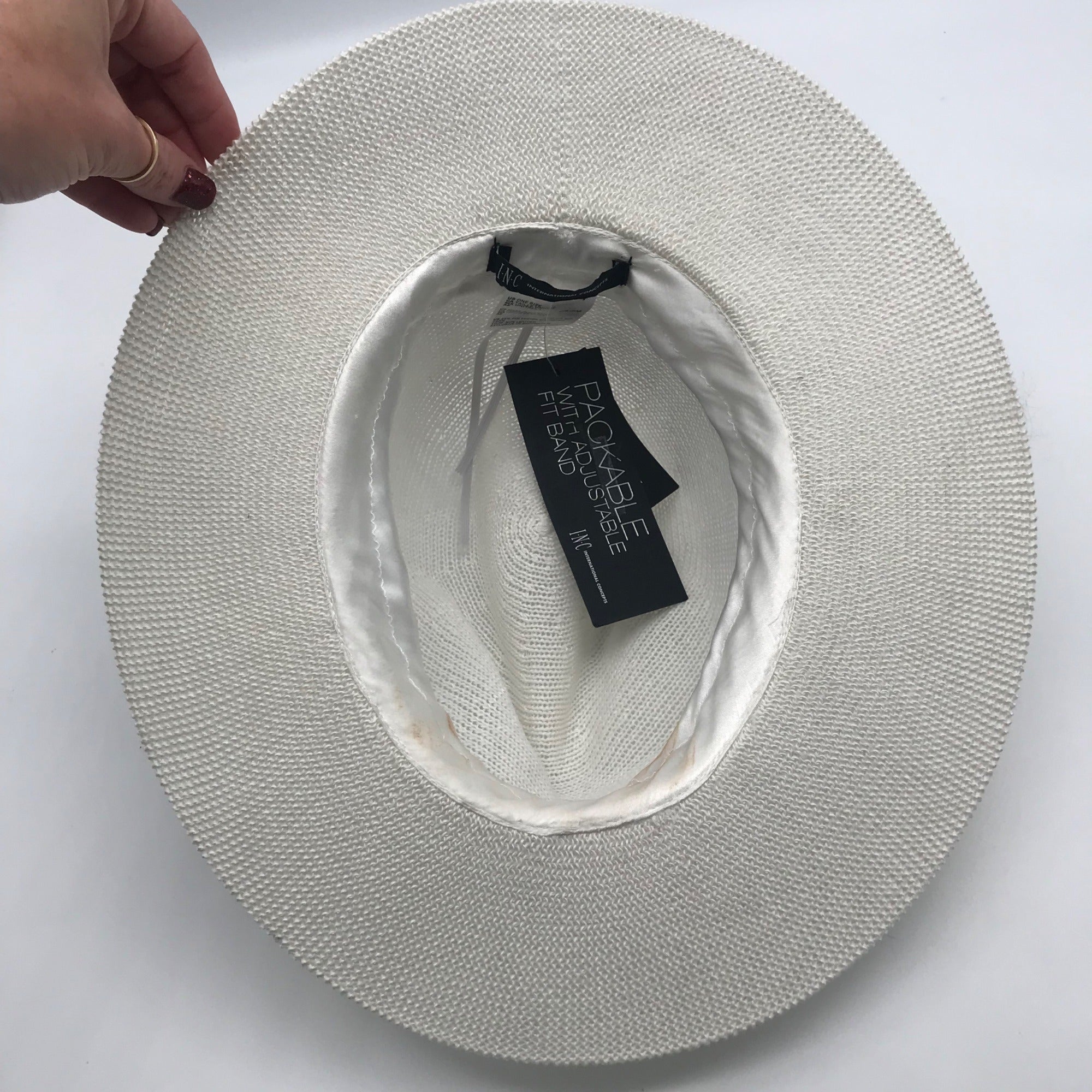 I.N.C. International Concepts White Knit Paper Panama Hat