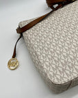 Michael Kors Vanilla Leather Jet Set Messenger Bag