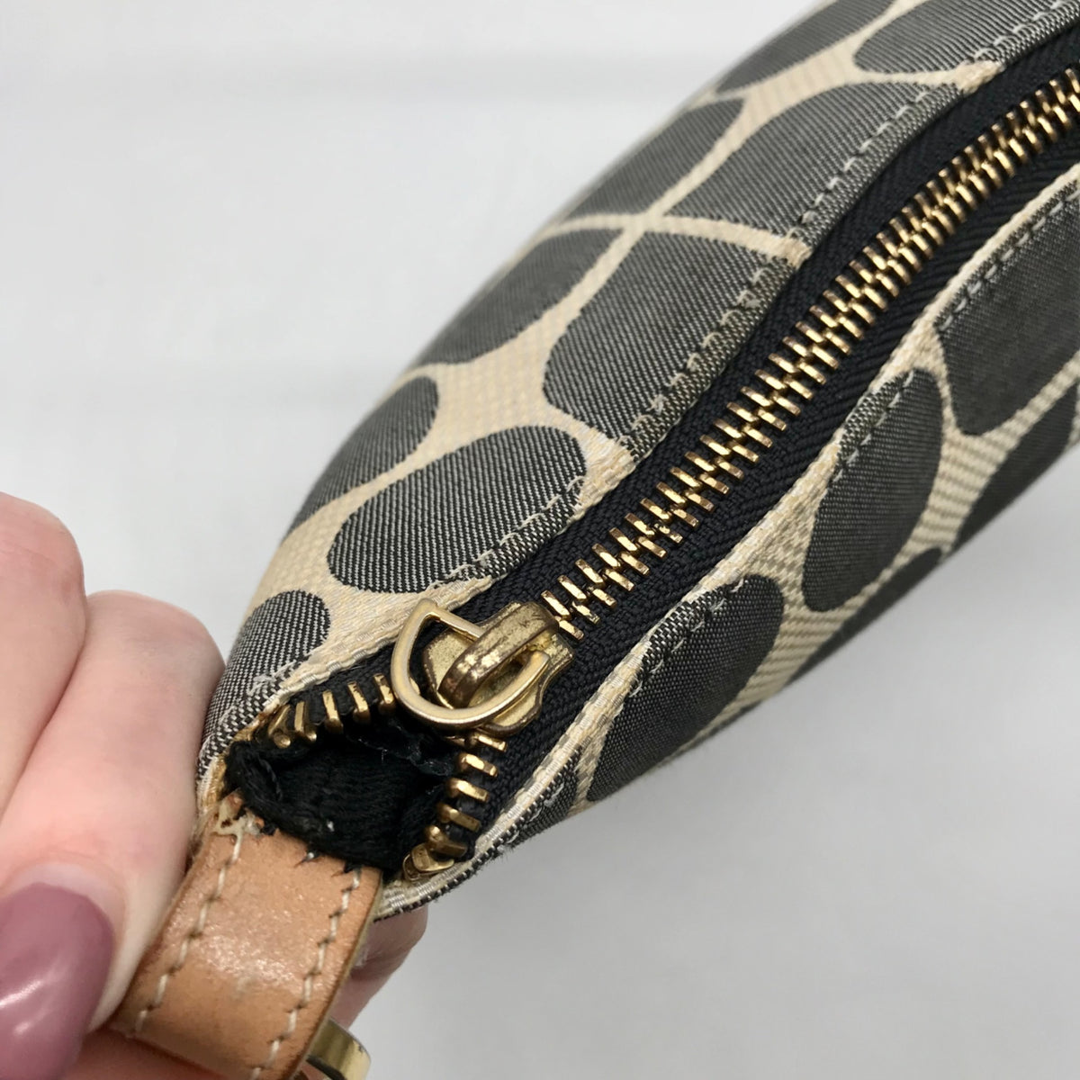 Kate Spade Gray Canvas Vintage Geometric Print Shoulder Bag