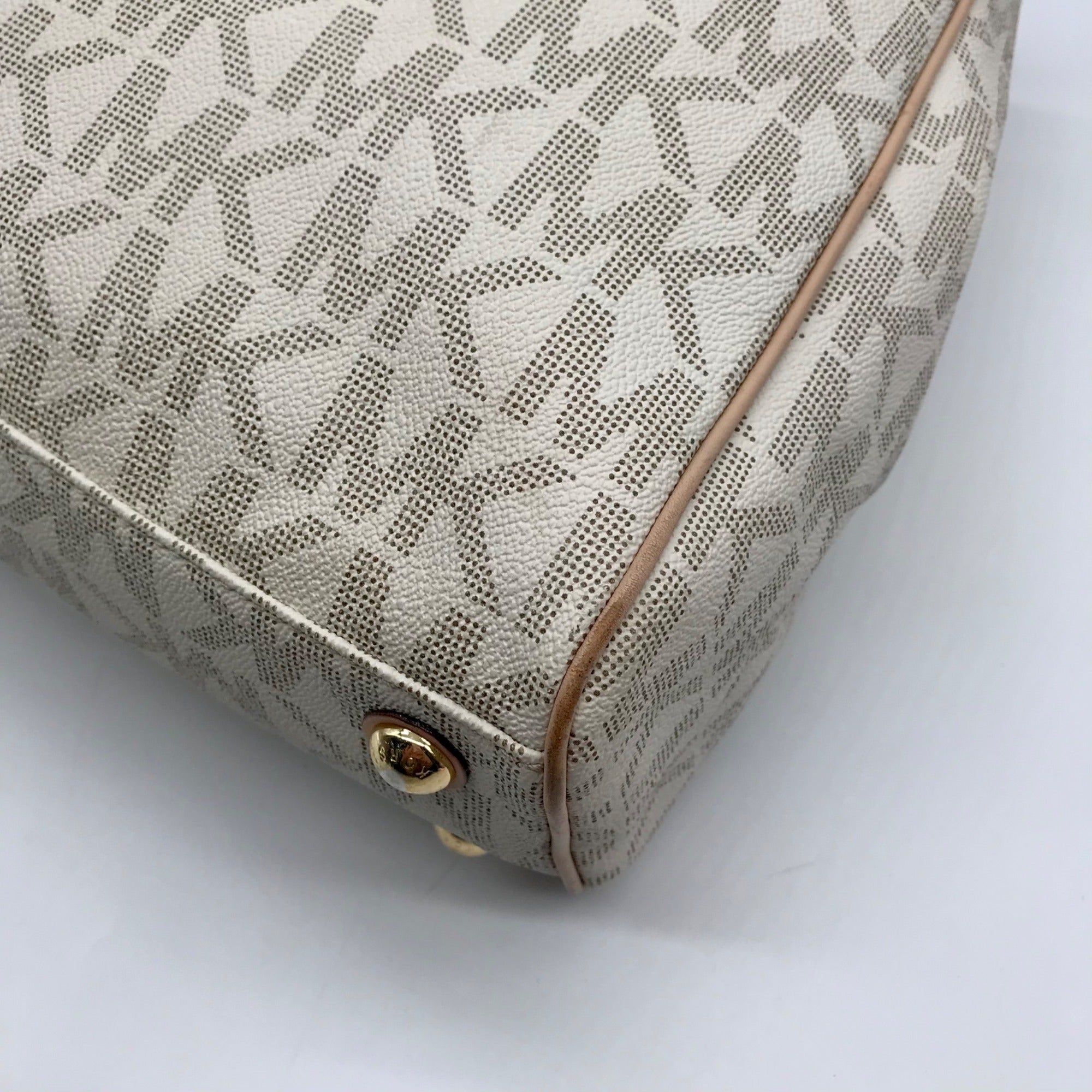 Michael Kors Vanilla Monogram Canvas Jet Set Work Tote Bag