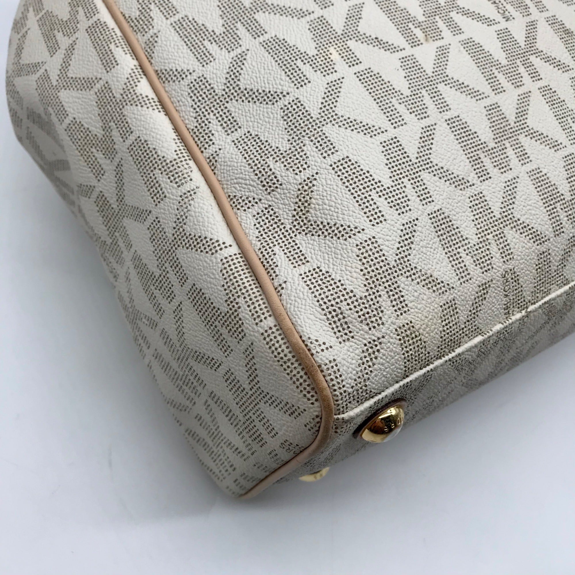 Michael Kors Vanilla Monogram Canvas Jet Set Work Tote Bag