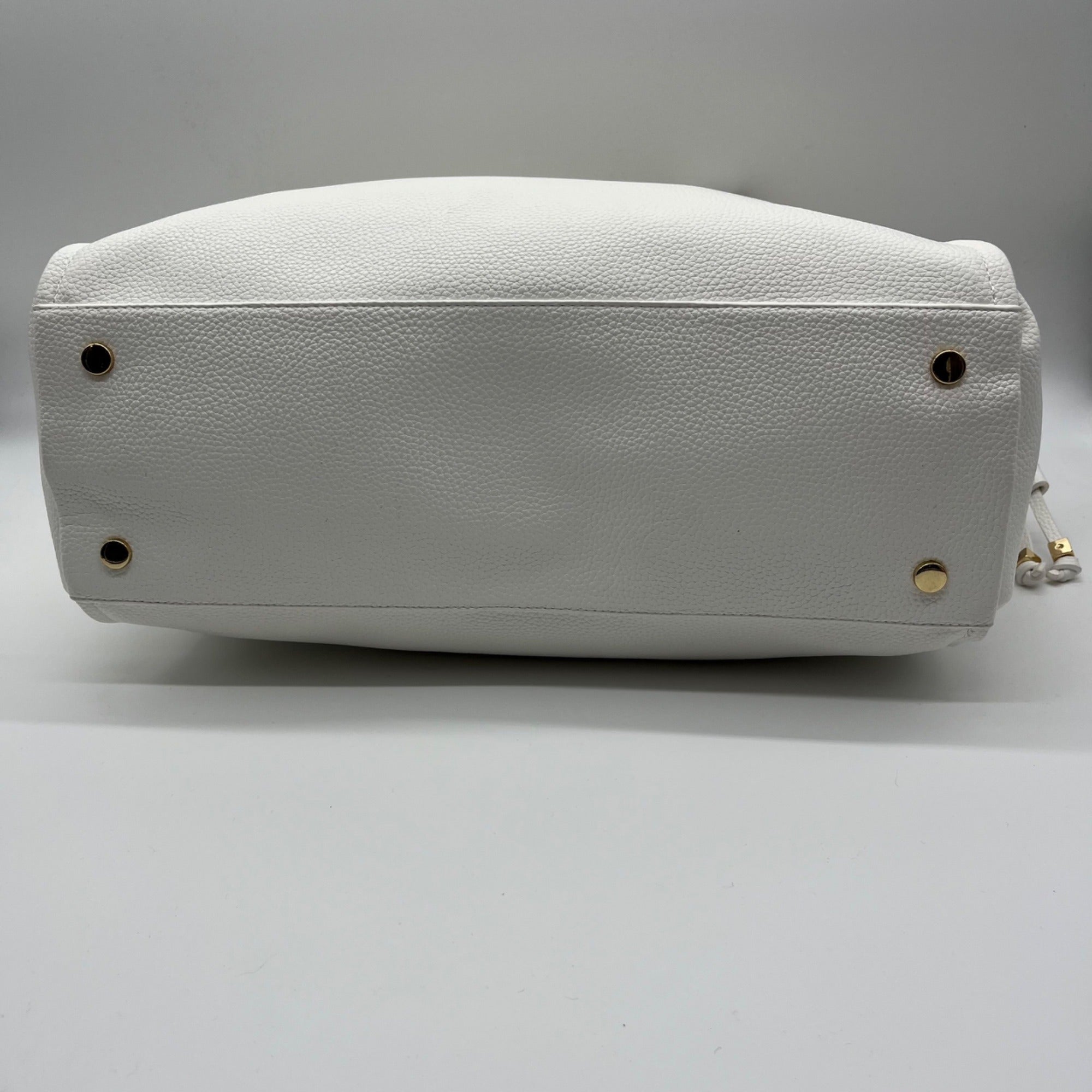 On 34th Jyyll Large White Faux Leather Solid Tote with Removable Pouch
