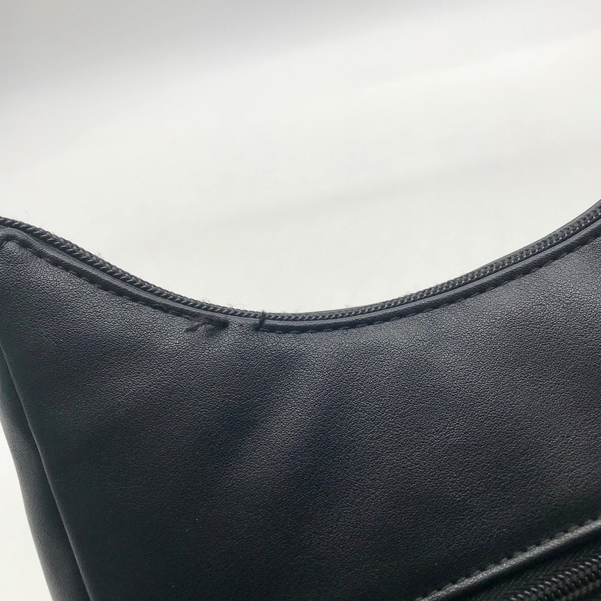 Giani Bernini Sleek Black Nappa Leather Shoulder Bag