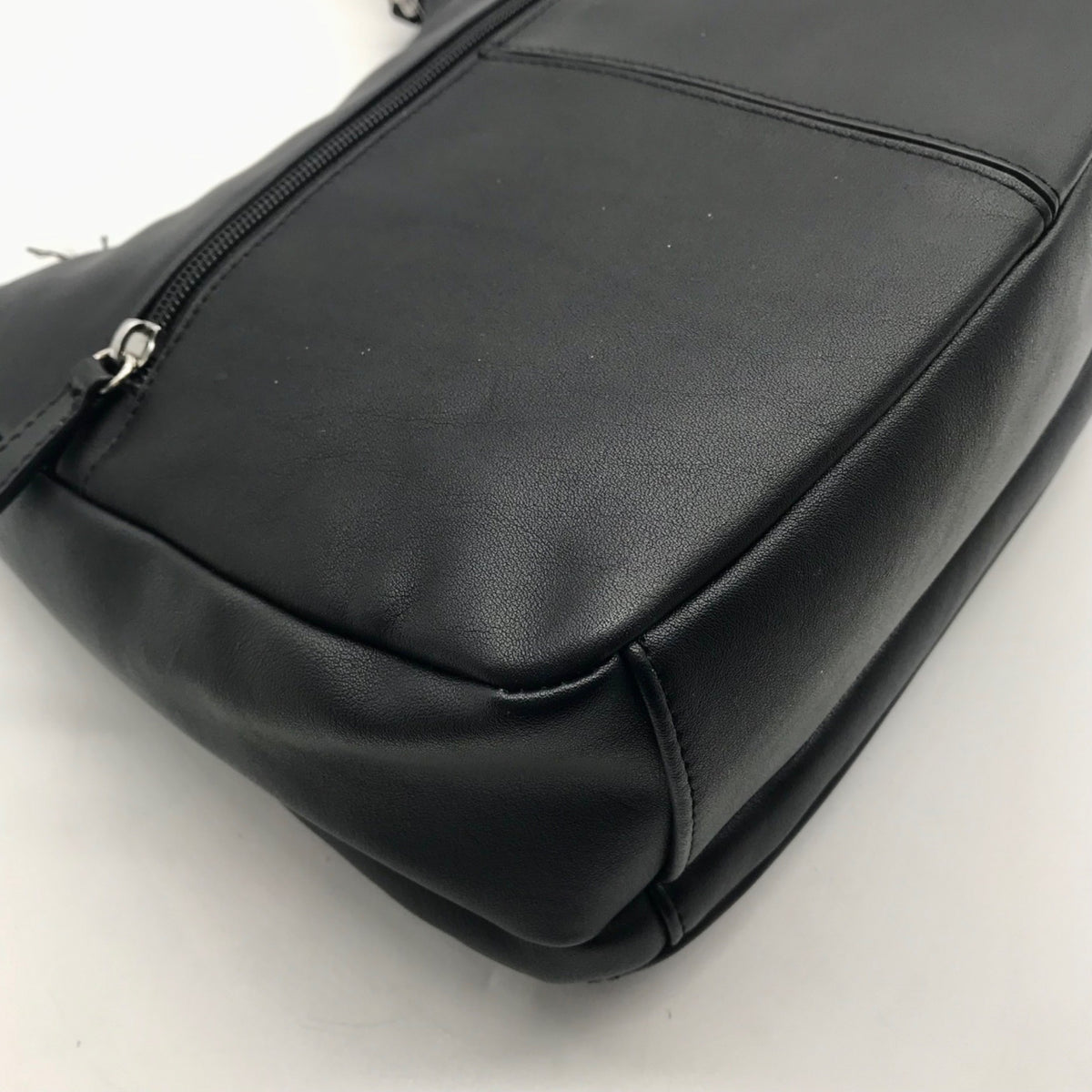 Giani Bernini Sleek Black Nappa Leather Shoulder Bag