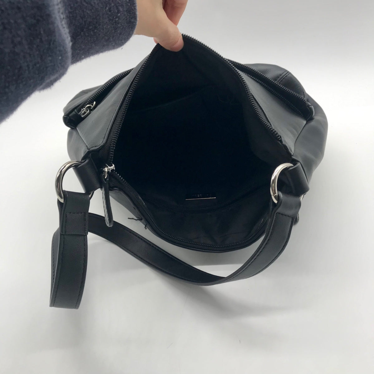 Giani Bernini Sleek Black Nappa Leather Shoulder Bag