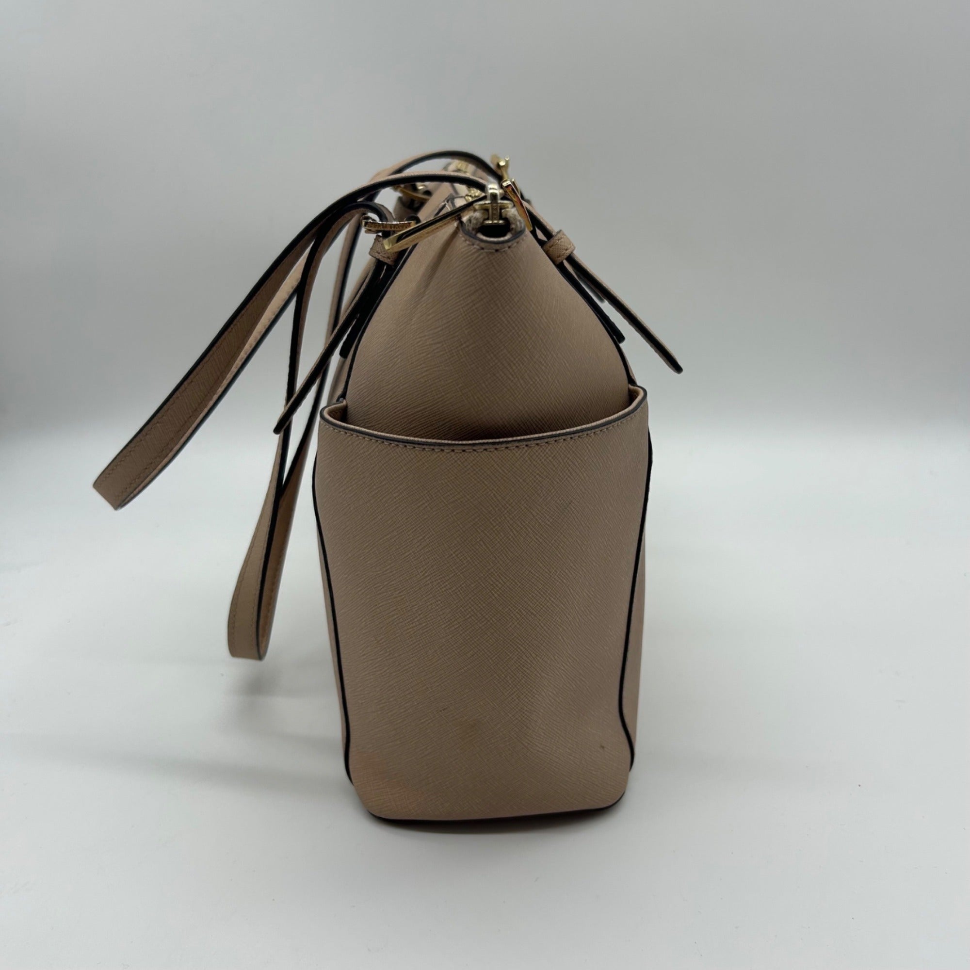 Michael Kors Beige Leather Shoulder Bag