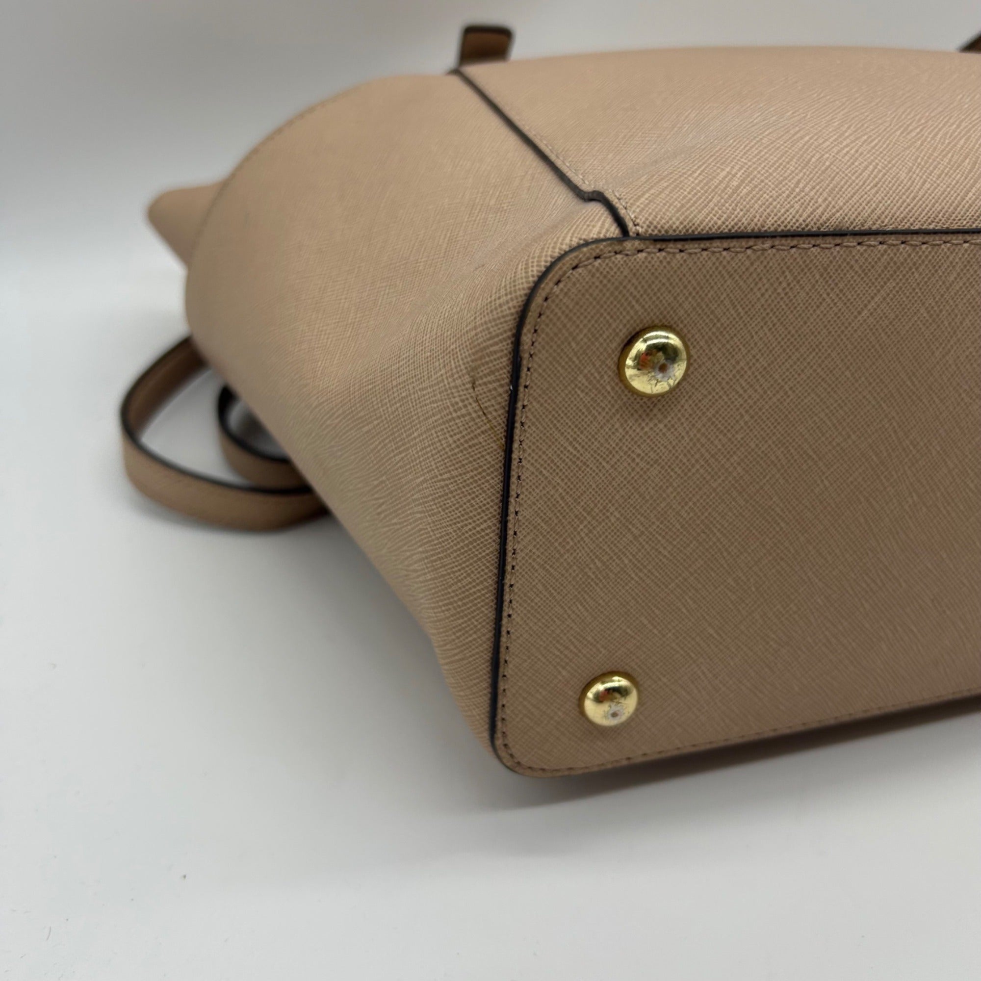 Michael Kors Beige Leather Shoulder Bag