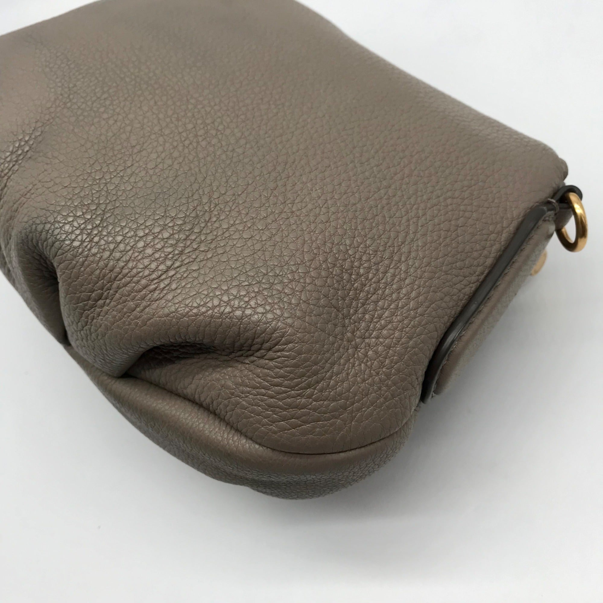 Marc Jacobs Classic Q Natasha Gray Pebbled Leather Crossbody Bag