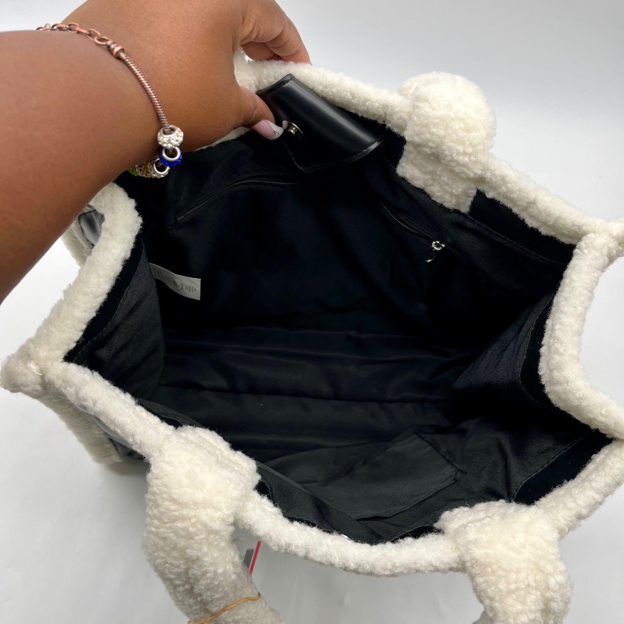 Unbranded Black And Fur Shoulder Bag