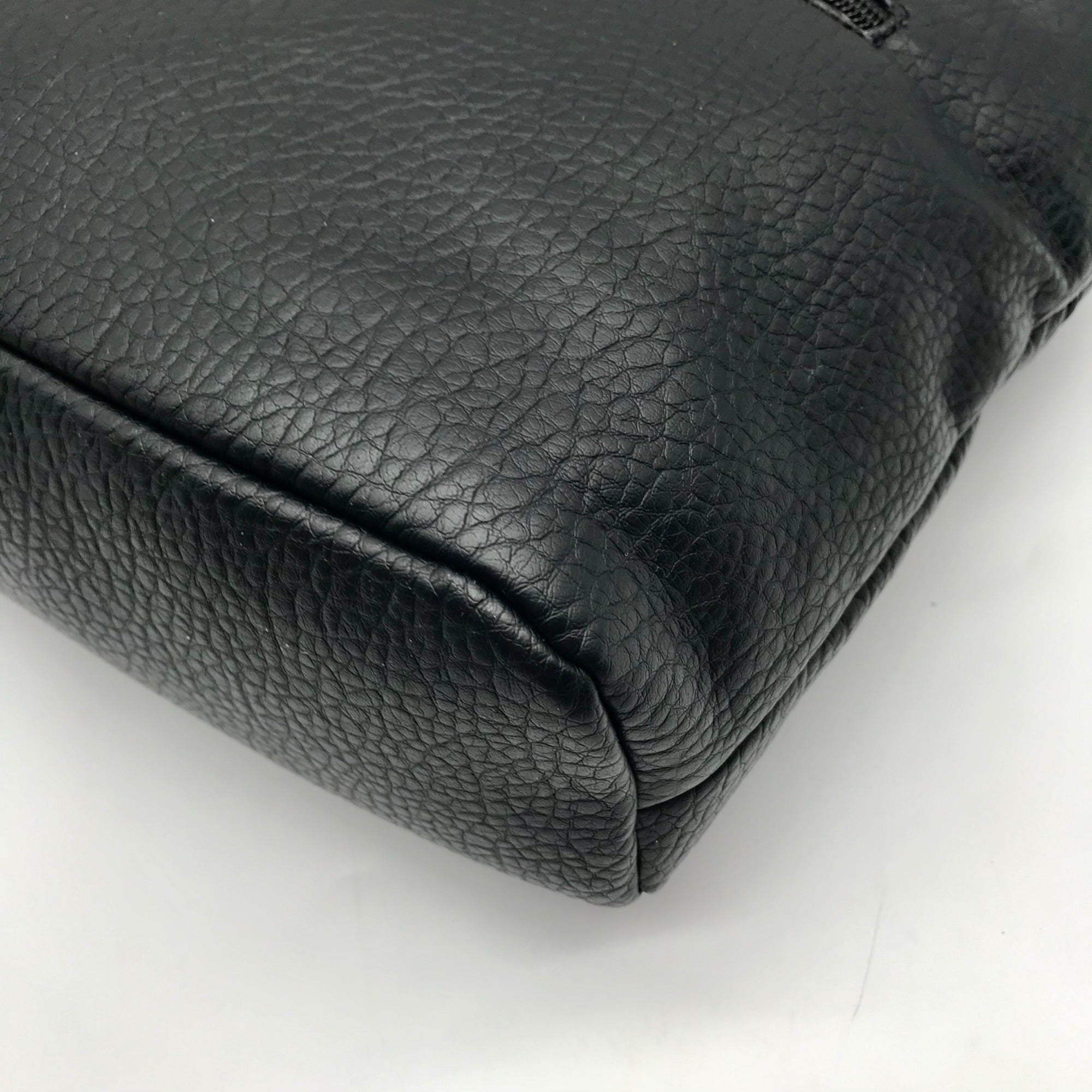Giani Bernini Black Pebbled Tote Bag